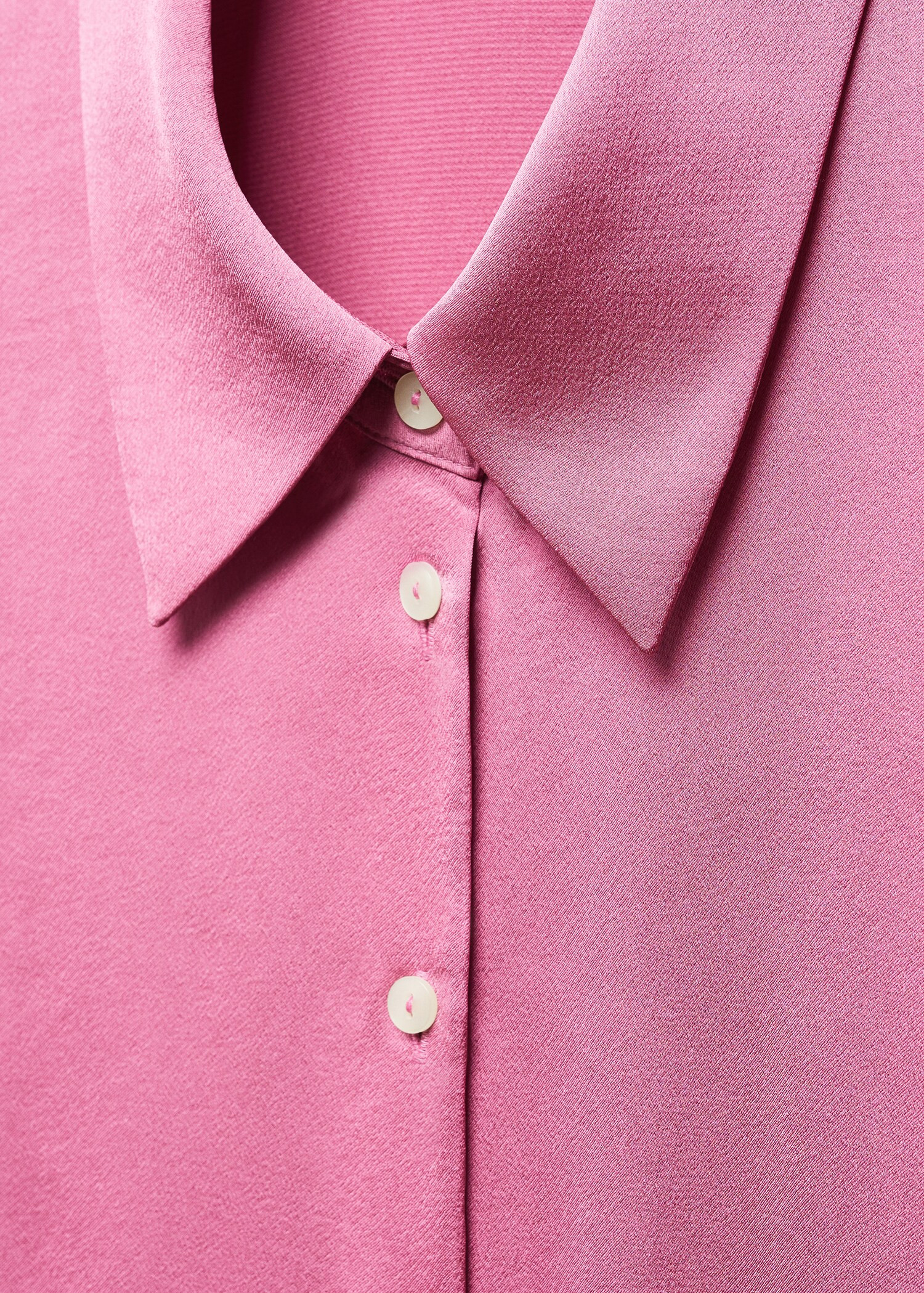 Satin finish flowy shirt | MANGO (US)