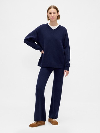 CashSoft Oversized V-Neck Sweater | Gap (US)