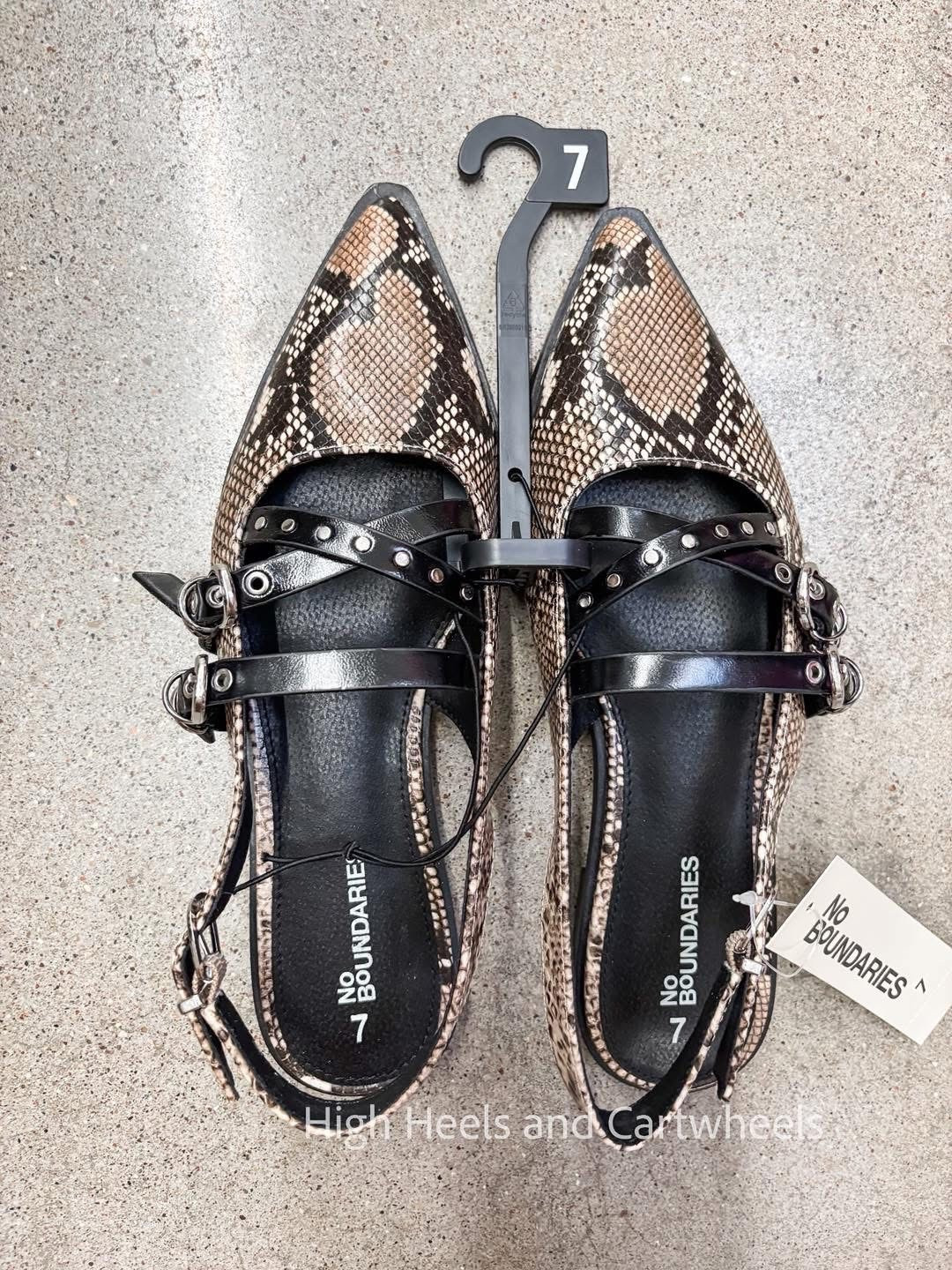 Snakeskin flats 

#LTKShoeCrush #LTKFindsUnder50