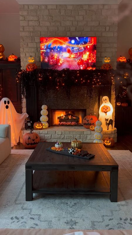 Halloween home decor. Halloween living room. Jack o lanterns. Ghosts decor  

#LTKSeasonal #LTKhome #LTKHalloween
