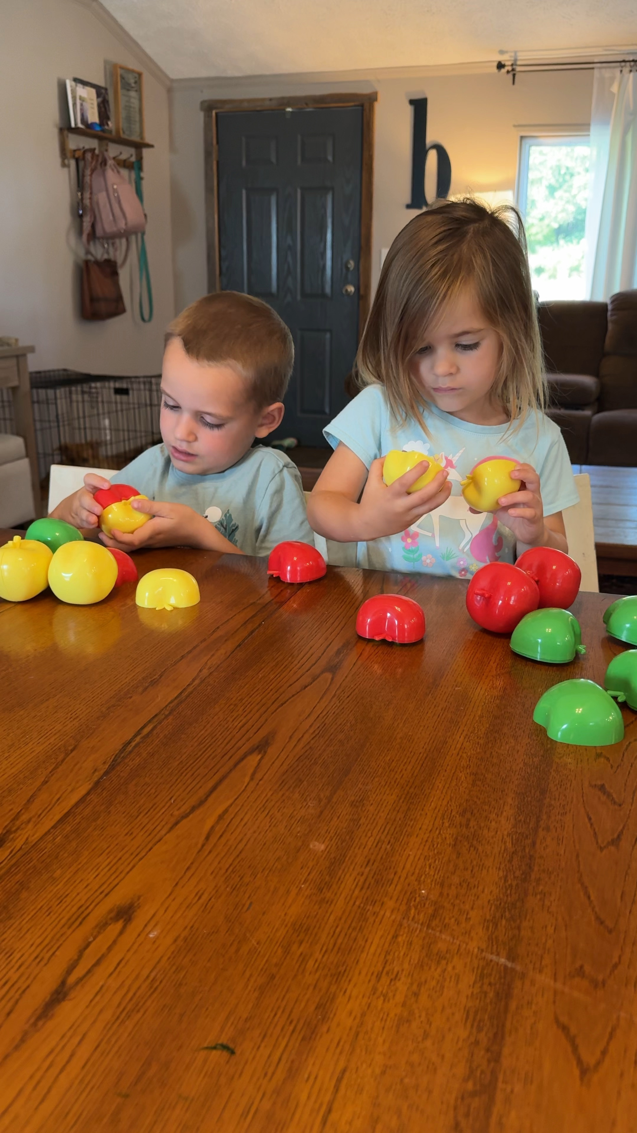 My kids loved this Apple number matching game during our Apple unApple

#LTKKids #LTKVideo #LTKSeasonal
