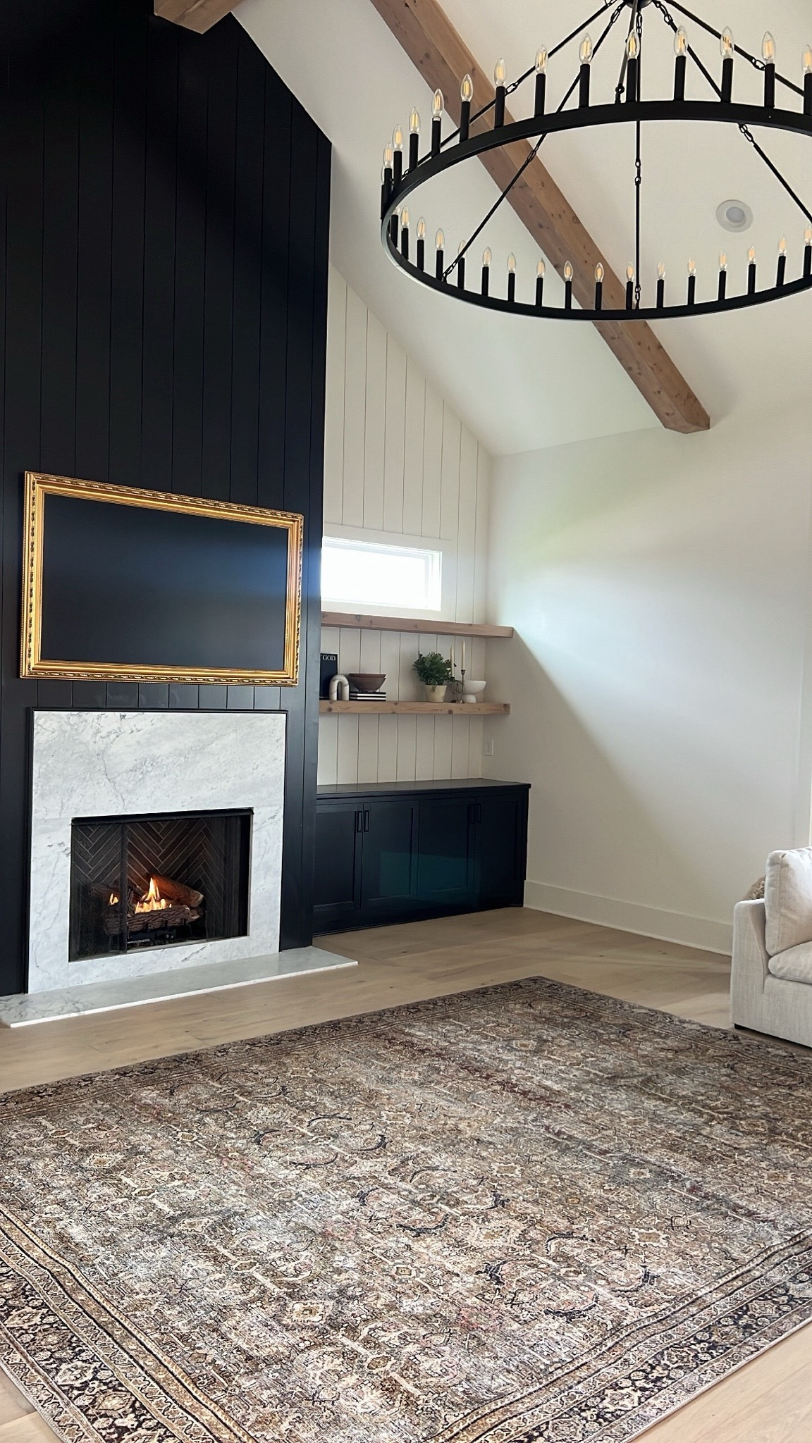Home style inspo

Frame tv, moody rug, large chandelier, sectional couch, home decor, home style 

#LTKStyleTip #LTKHome #LTKSeasonal