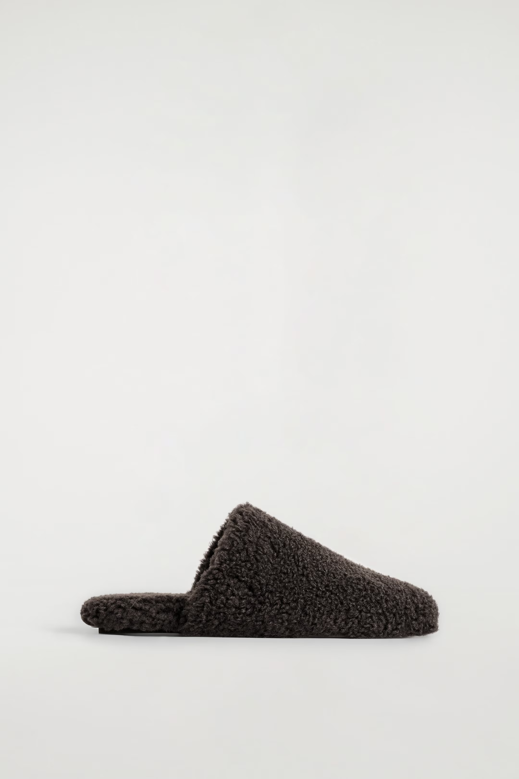 TEDDY MULES - DARK BROWN | COS GB | COS UK