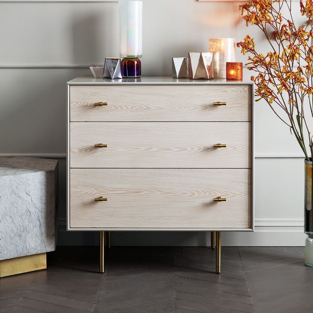 Home





Furniture





Dressers



Modernist Wood & Lacquer 3-Drawer Dresser - Winter Wood | West Elm (US)