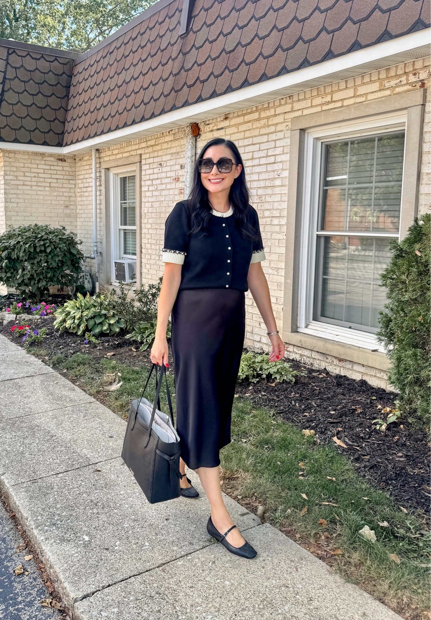 GRWM for work🖤🤍

Black short sleeve cardigan with pearl details size small, TTS
Black slip dress 
Black Mary Jane ballet flats size 7, TTS

Work wear 
Office outfit 
Business casual 
Business professional 
NSALE 
Nordstrom anniversary sale

#workootd #workoutfit #9to5style #officestyle #officeoutfit

#LTKootd #LTKSaleAlert #LTKWorkwear