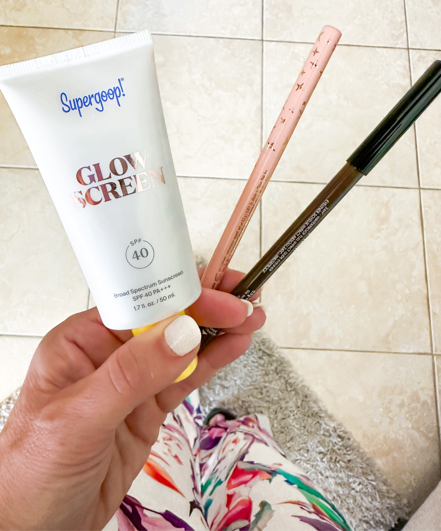 ☀️Summer must haves! Glow screen- think sunscreen with a subtle skin tint plus glow. Fake awake for those early mornings without much sleep. Waterproof eyeliner perfect for the pool!

#supergoop #glowscreen #fakeawake #tarte #eyeliner #summerbeauty #summermakeup #sunscreen 

#LTKbeauty #LTKtravel #LTKSeasonal