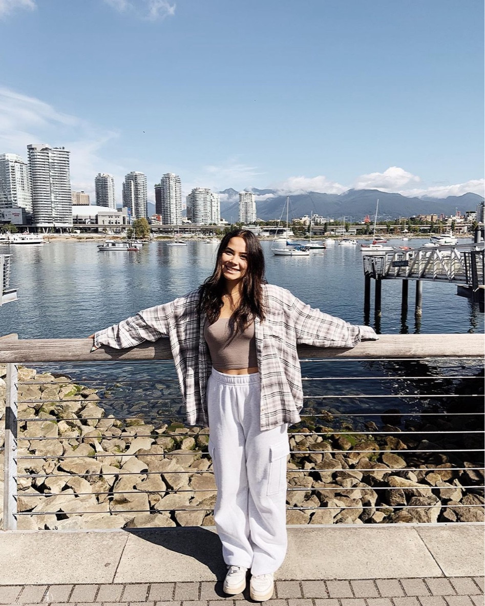 Comfy and cozy outfit for walking around Vancouver! Cargo sweatpants! Air Force 1’s! Oversized flannel hoodie! 

#LTKunder100 #LTKFind #LTKtravel