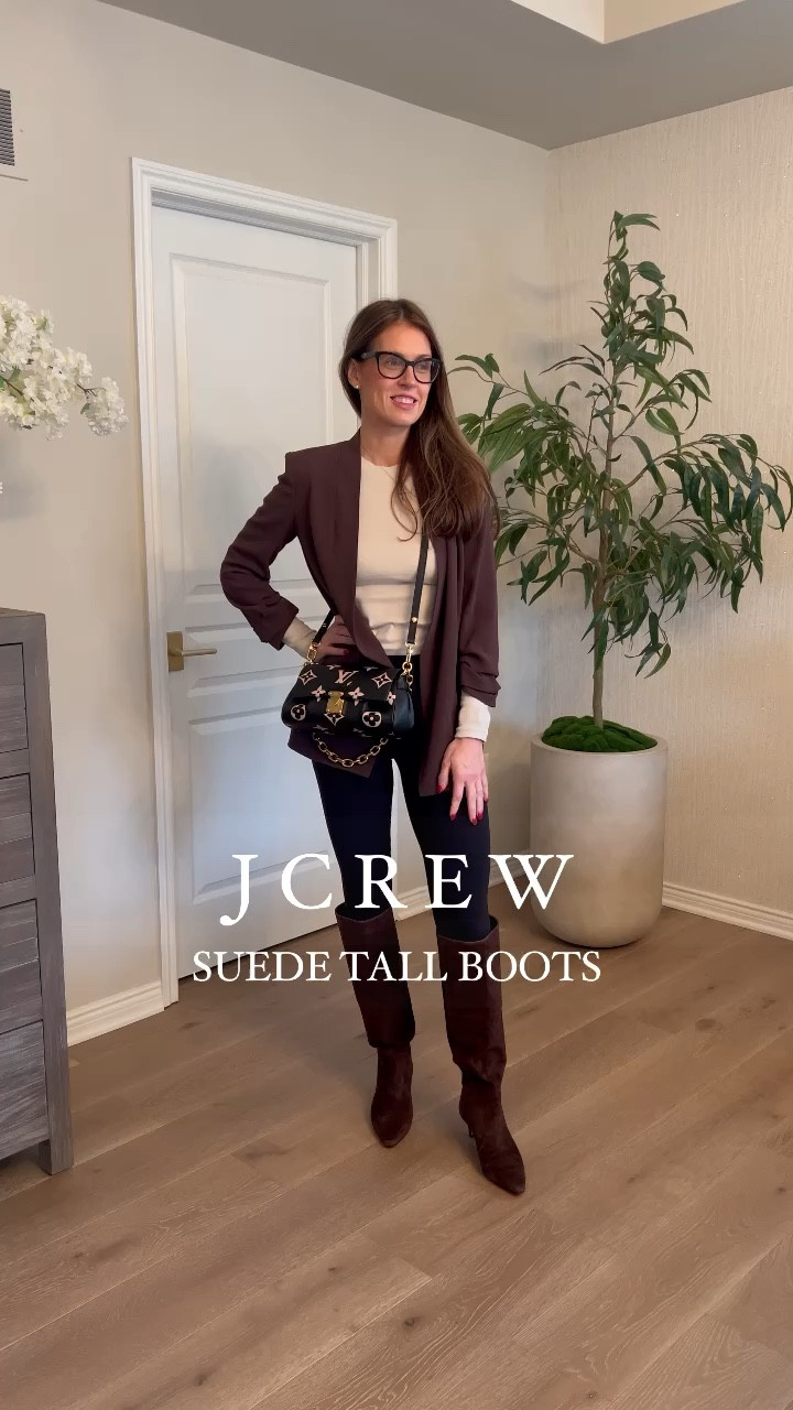 JCREW | Tall Boots

Rich cocoa sued boots. Comfortable heel height for all day wear. 

Work wear. Blazer. Chocolate brown. Body con. Neutral fashion. Neutral style. Dress pants. Party outfit. Business wear. Footwear. Boots  

#LTKSeasonal #LTKstyletip #LTKworkwear