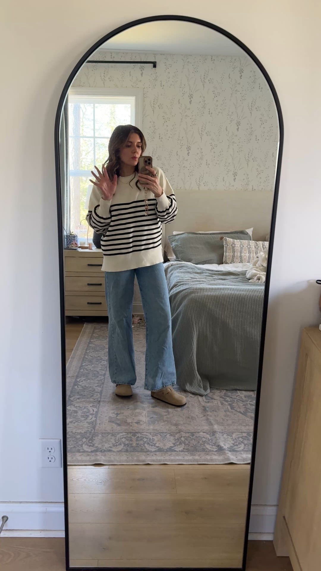 Super simple mom outfit of the day! Striped sweater and Levi’s jeans! I’m 5’7"

#LTKOver40 #LTKTall #LTKootd