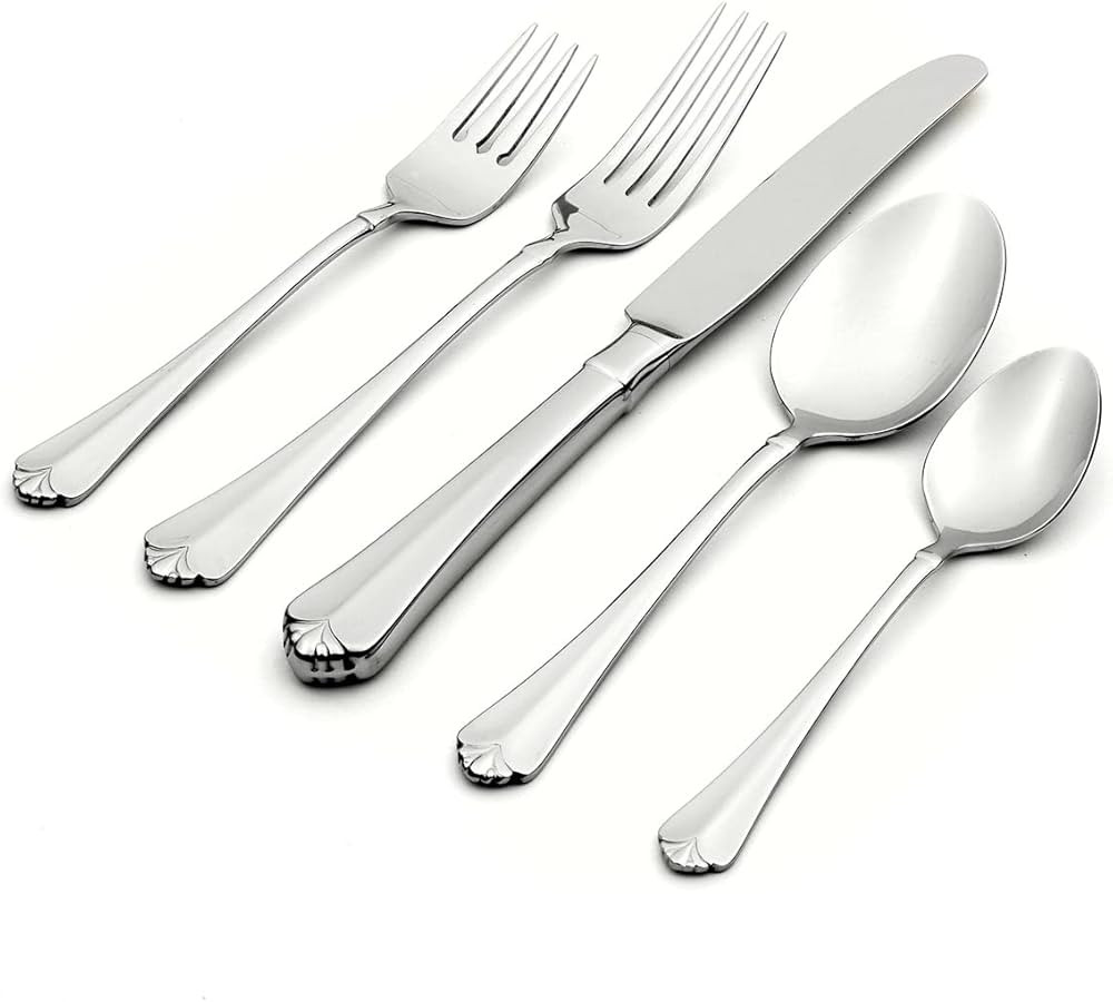 Oneida 2273020Cl20 Juilliard 20 Piece Fine Flatware Set, Service for 4 | Amazon (CA)