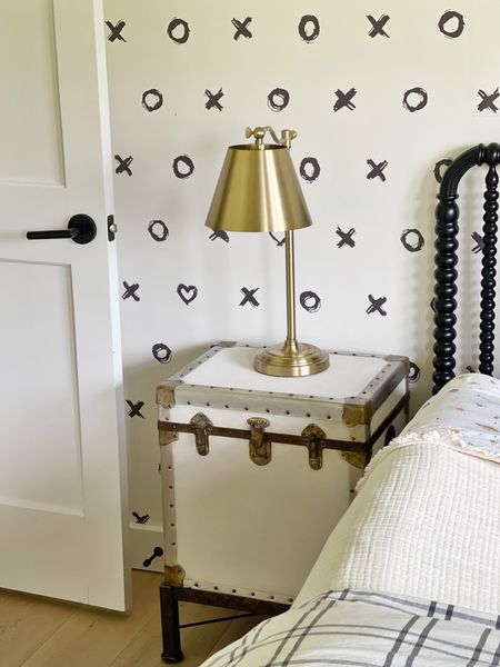 HOME \ kid bedroom nightstand and new gold lamp setup!✨

Target decor

#LTKfindsunder100 #LTKhome