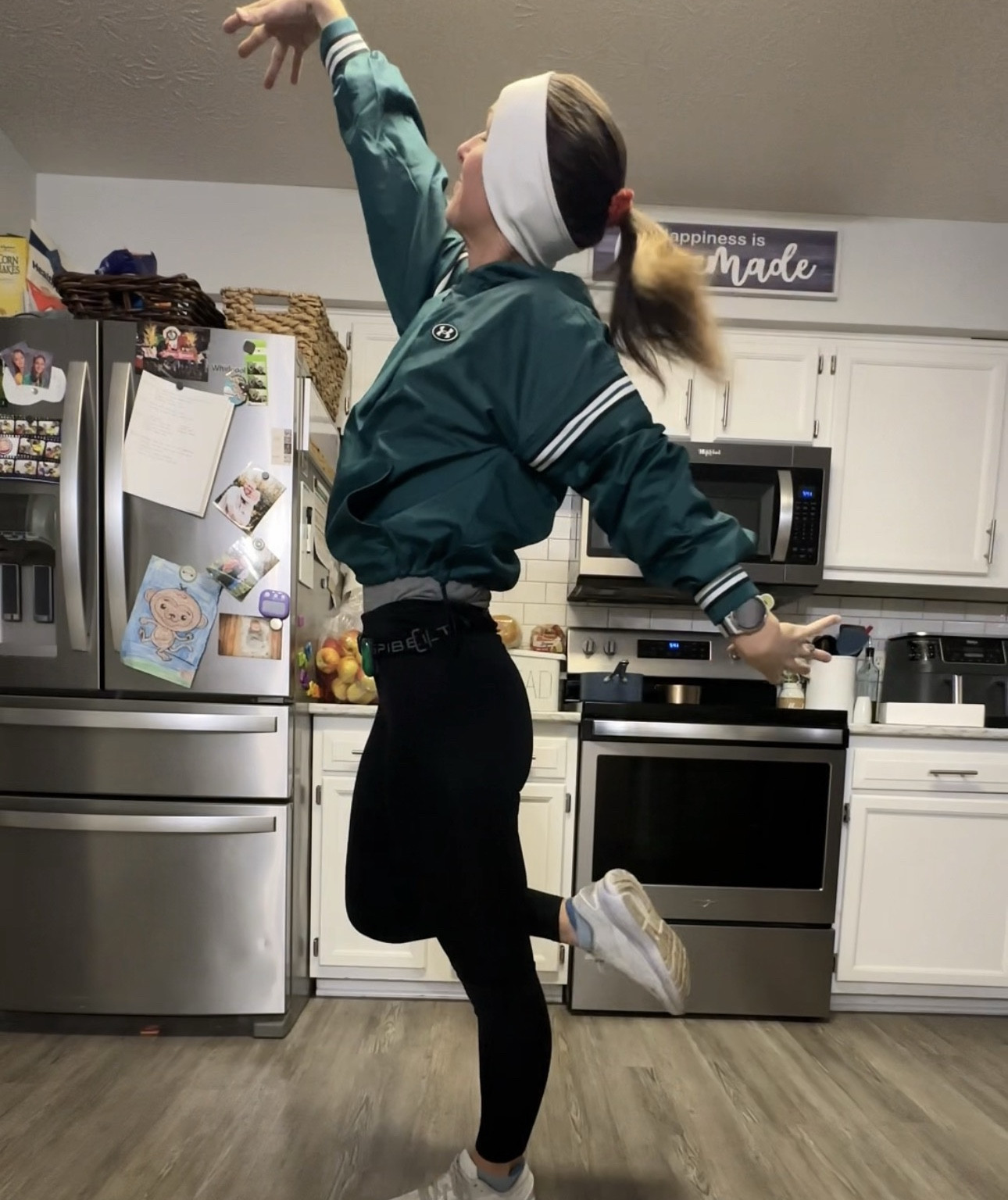 Another day, another run fit. But seriously I love this running jacket 