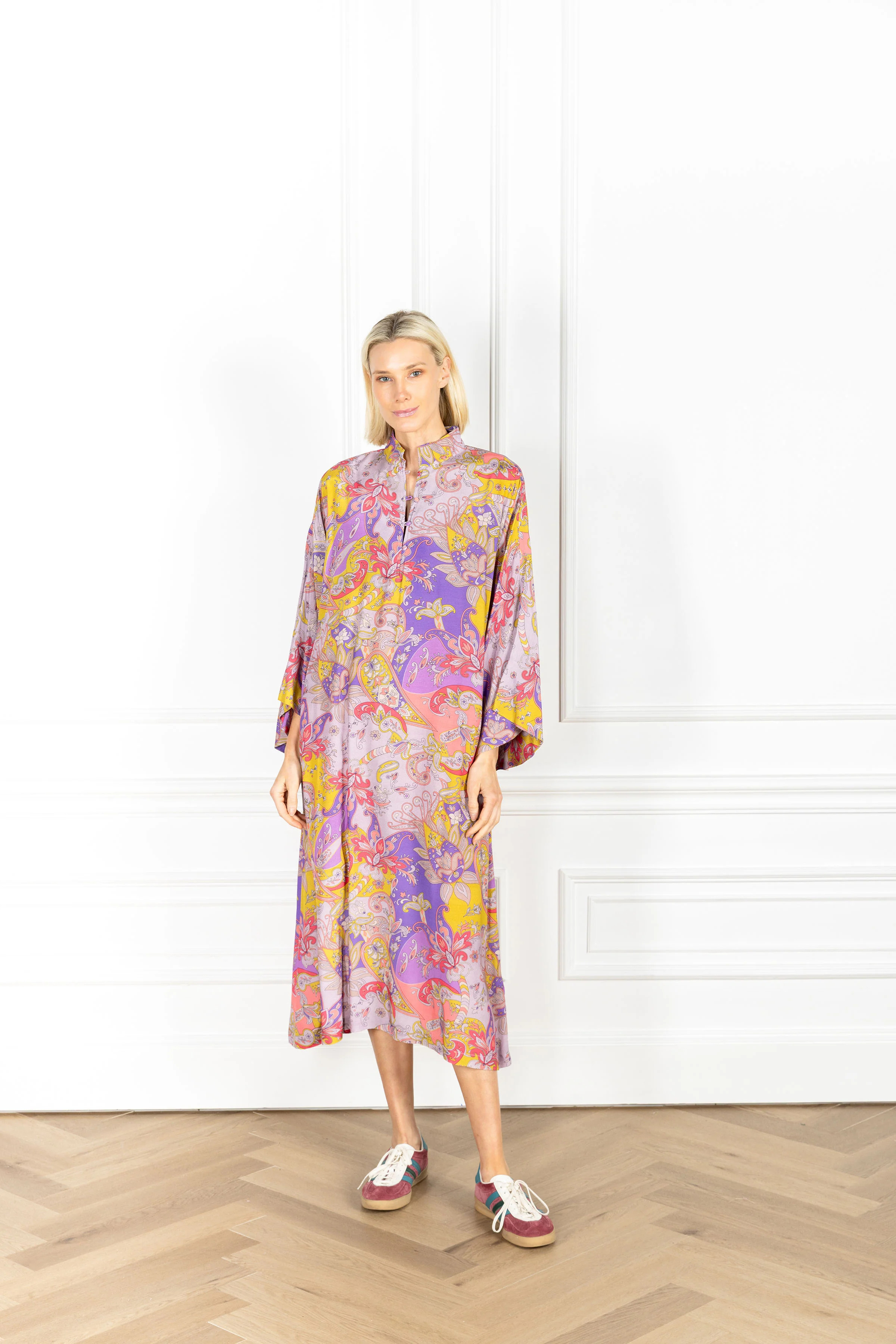 Lilac Paisley Linen Maxi Caftan | La Vie Style House