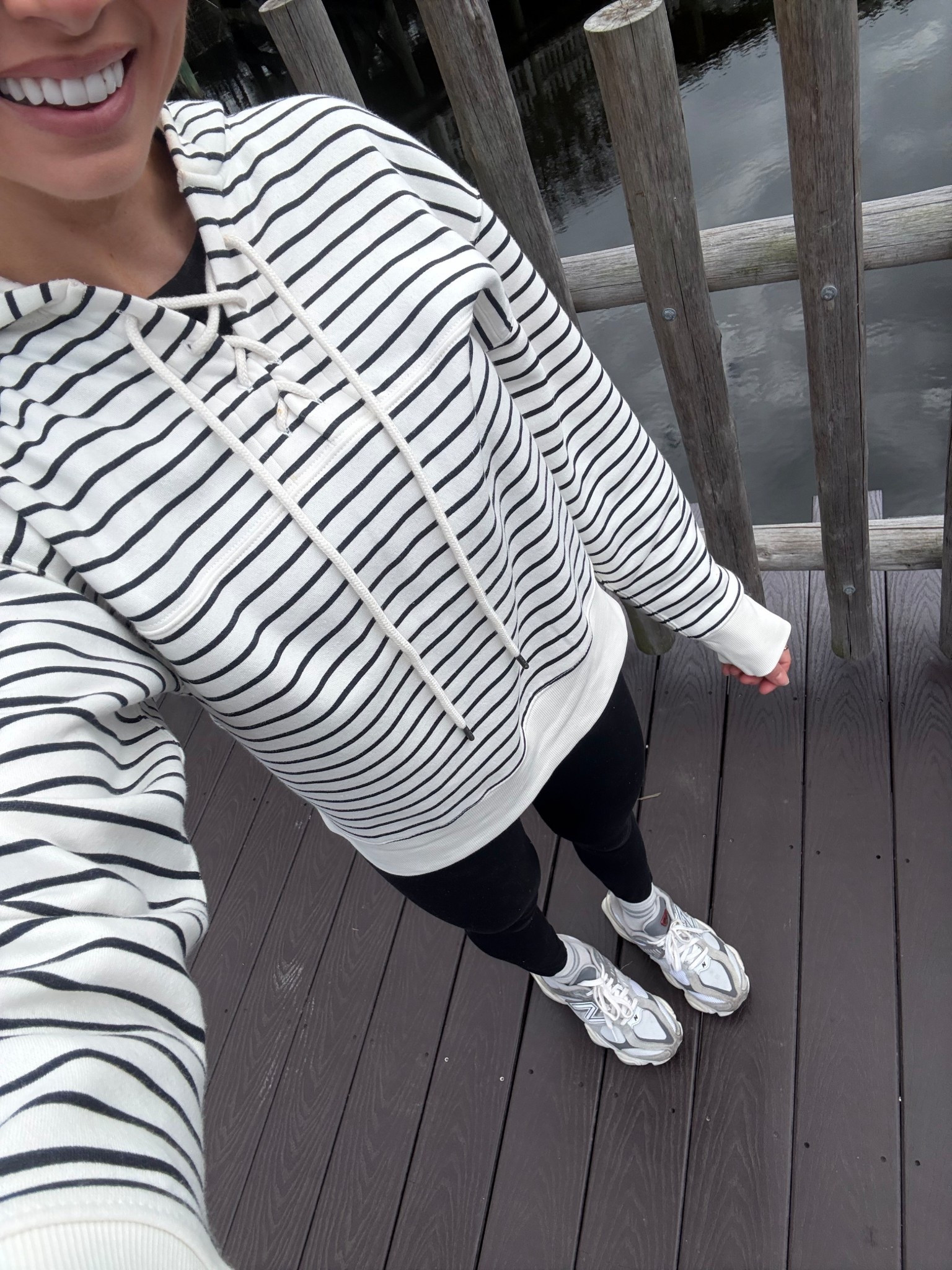 Mom outfit of the day!!! 
Wearing size XS in leggings and size S hoodie.

#LTKmomlife #LTKActive #LTKootd