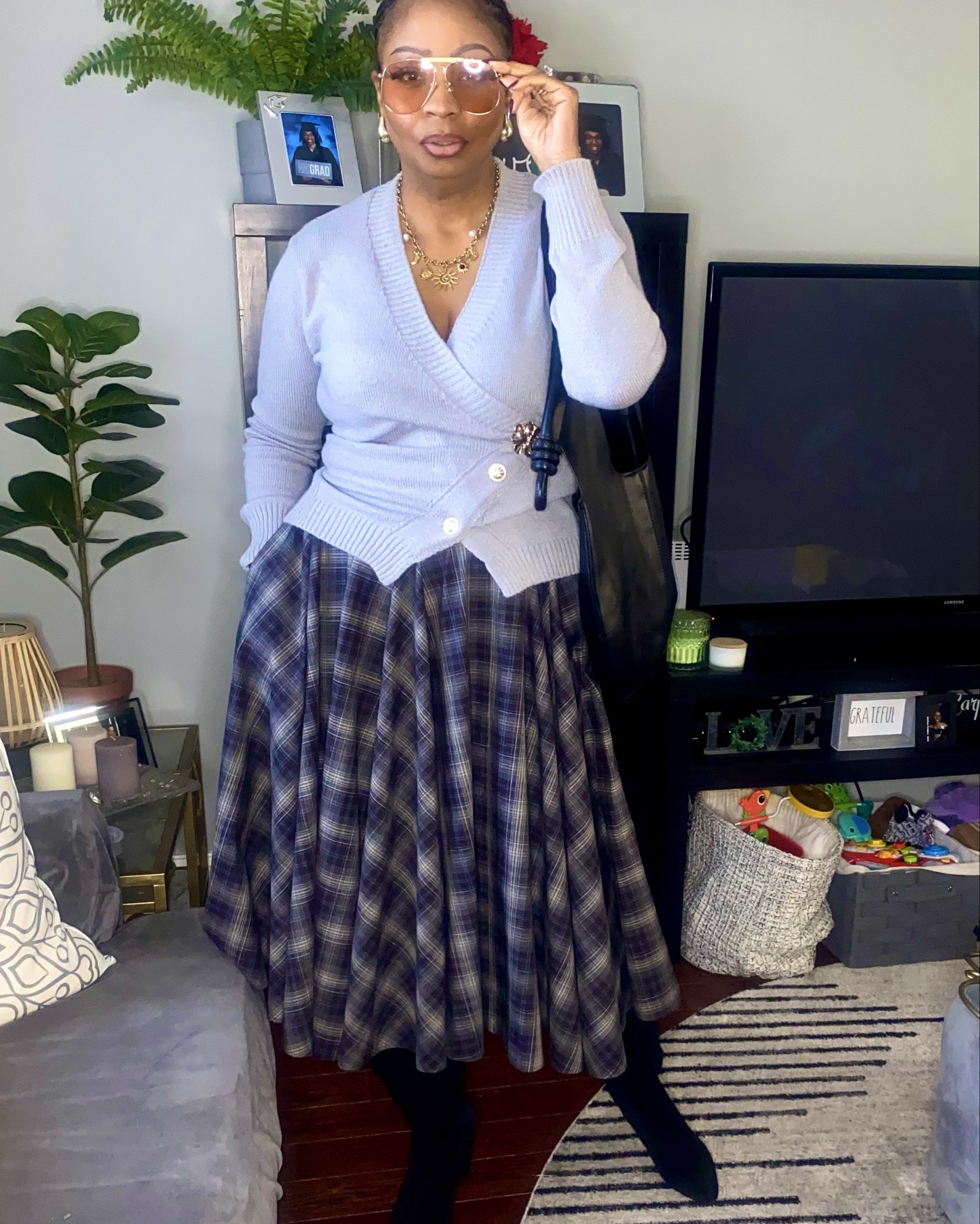 Plaid please….

#LTKWorkwear #LTKOver40 #LTKBeauty