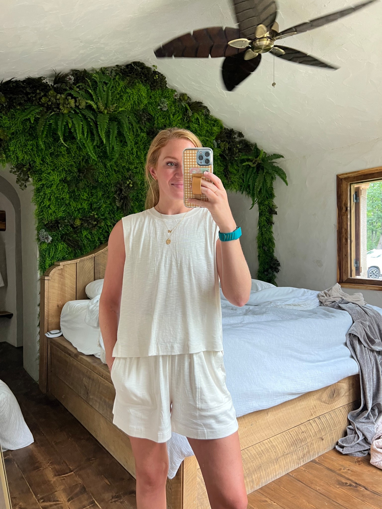 Obsessed with this set!! So soft and comfy!

#LTKSeasonal #LTKActive #LTKStyleTip