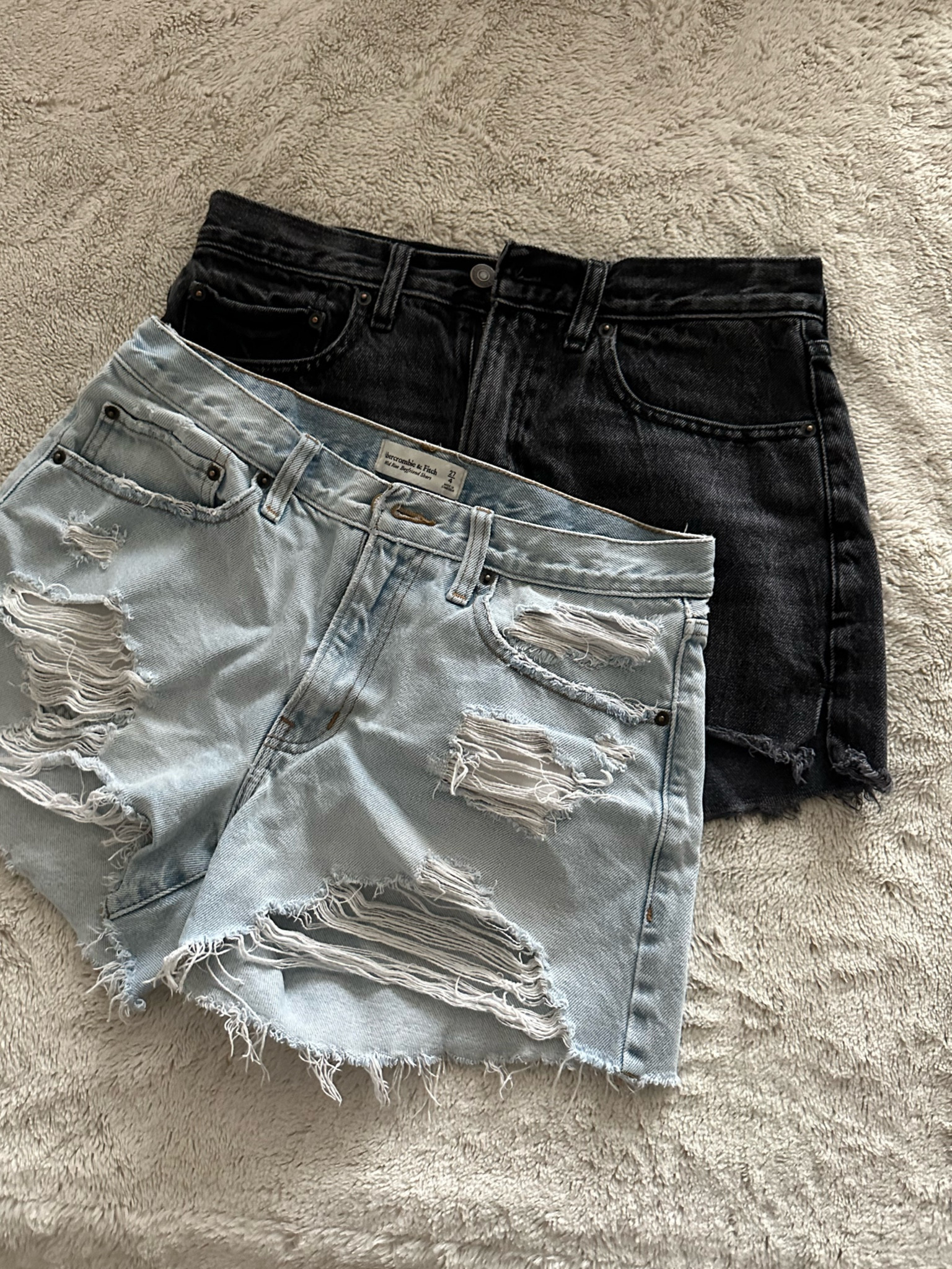 Abercrombie shorts

#LTKSeasonal #LTKFestival #LTKFind