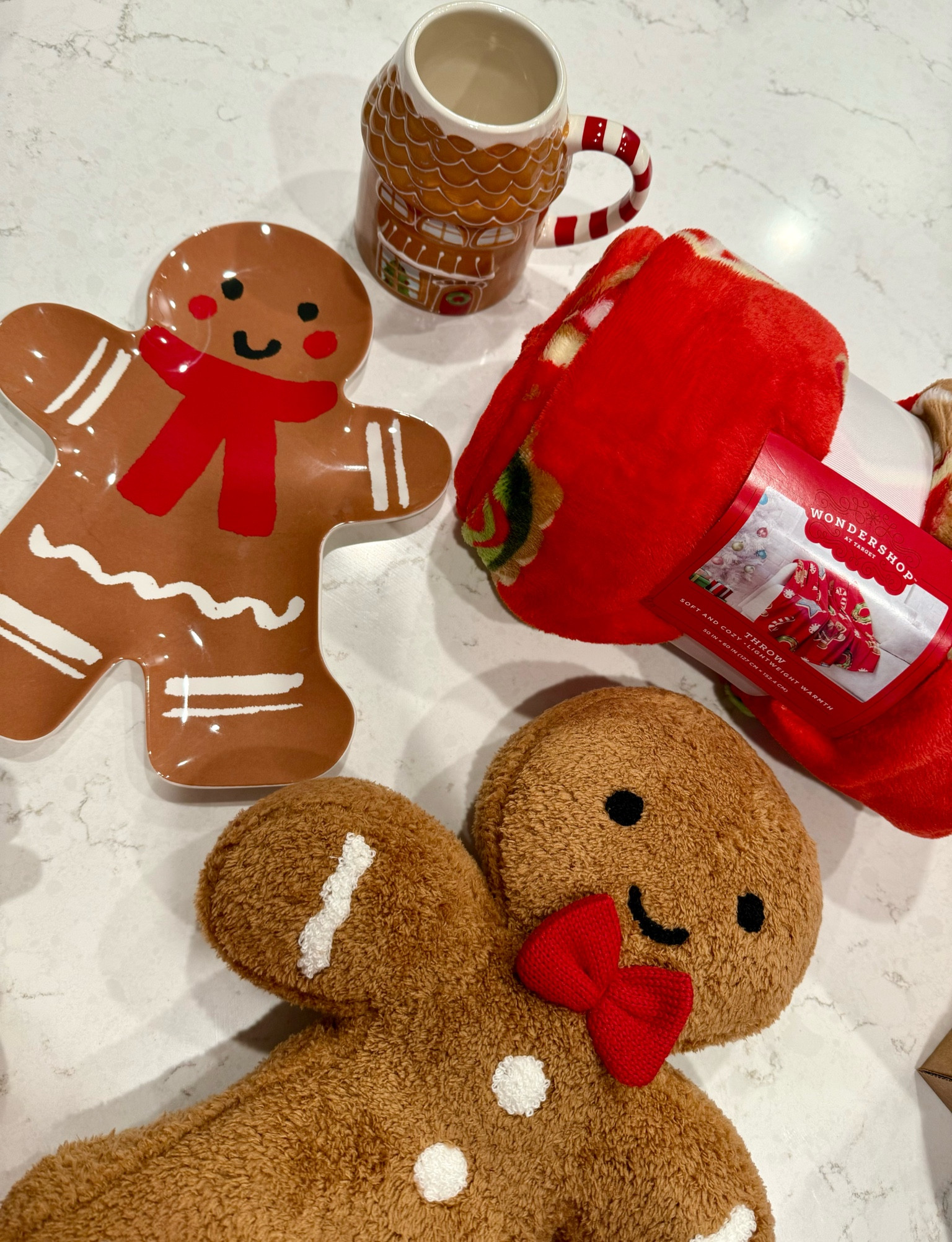 It’s almost the best time of year!! 🎅🏻🎄❤️

#LTKHoliday #LTKGiftGuide #LTKSeasonal