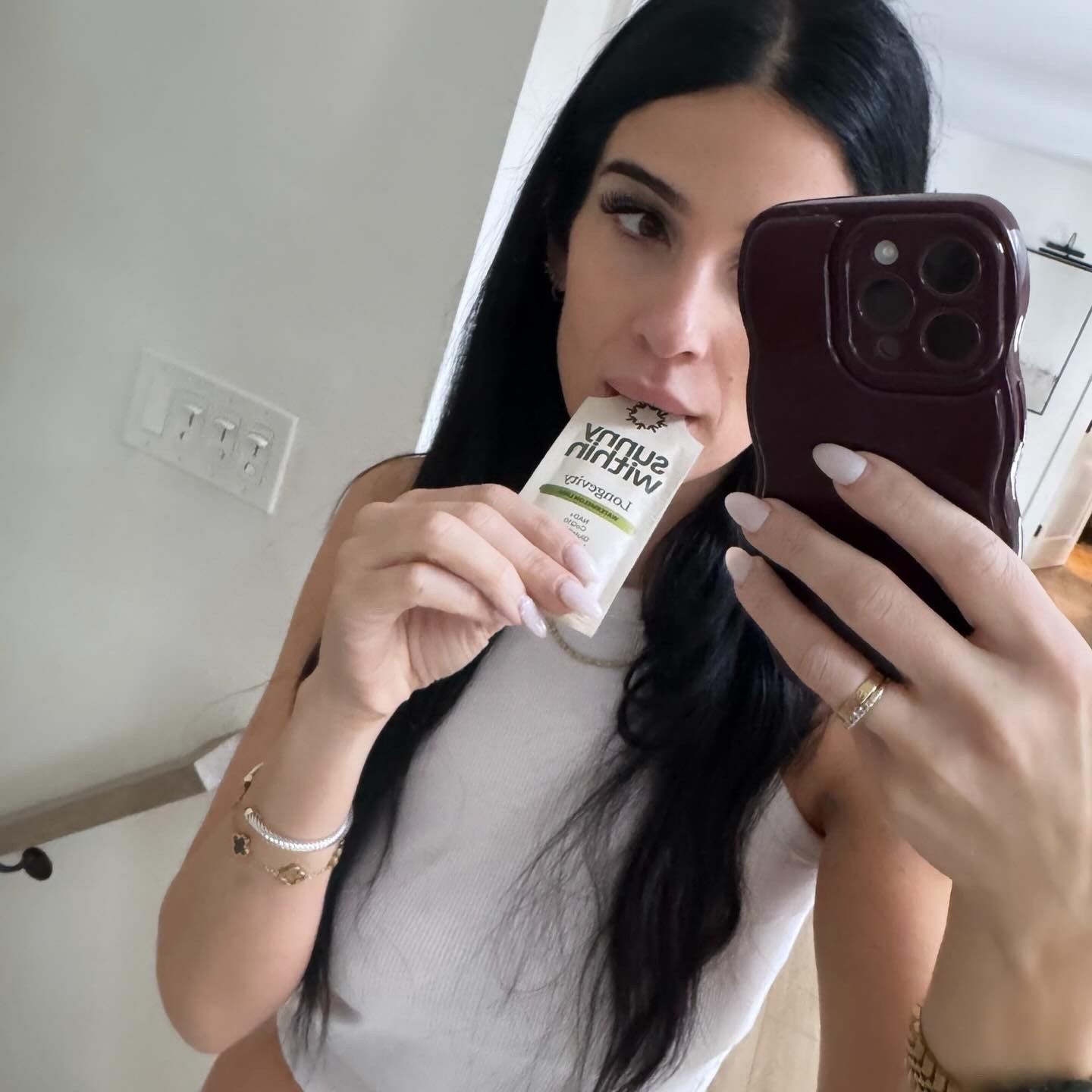 Day 5!  @getsunnywithin ☀️
Feeling great. More energy. Better mood. So far so good! 
Taste is ehhhh (tbh) but i just get it down quick! 

#unbothered #wellness #singlemom #over40 #selfcare