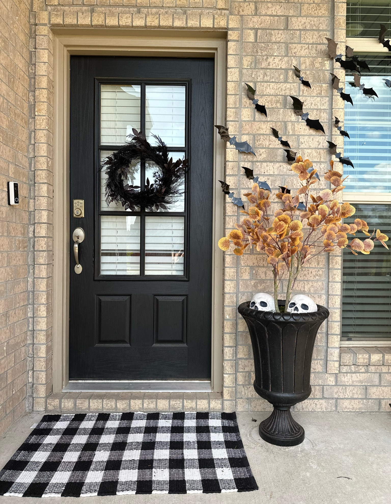 October is my favorite month of the year! 👻

Halloween, Halloween decor, outdoor Halloween decor, affordable, Amazon, target, Halloween porch, Halloween porch ideas

#LTKhome #LTKfindsunder50 #LTKHalloween
