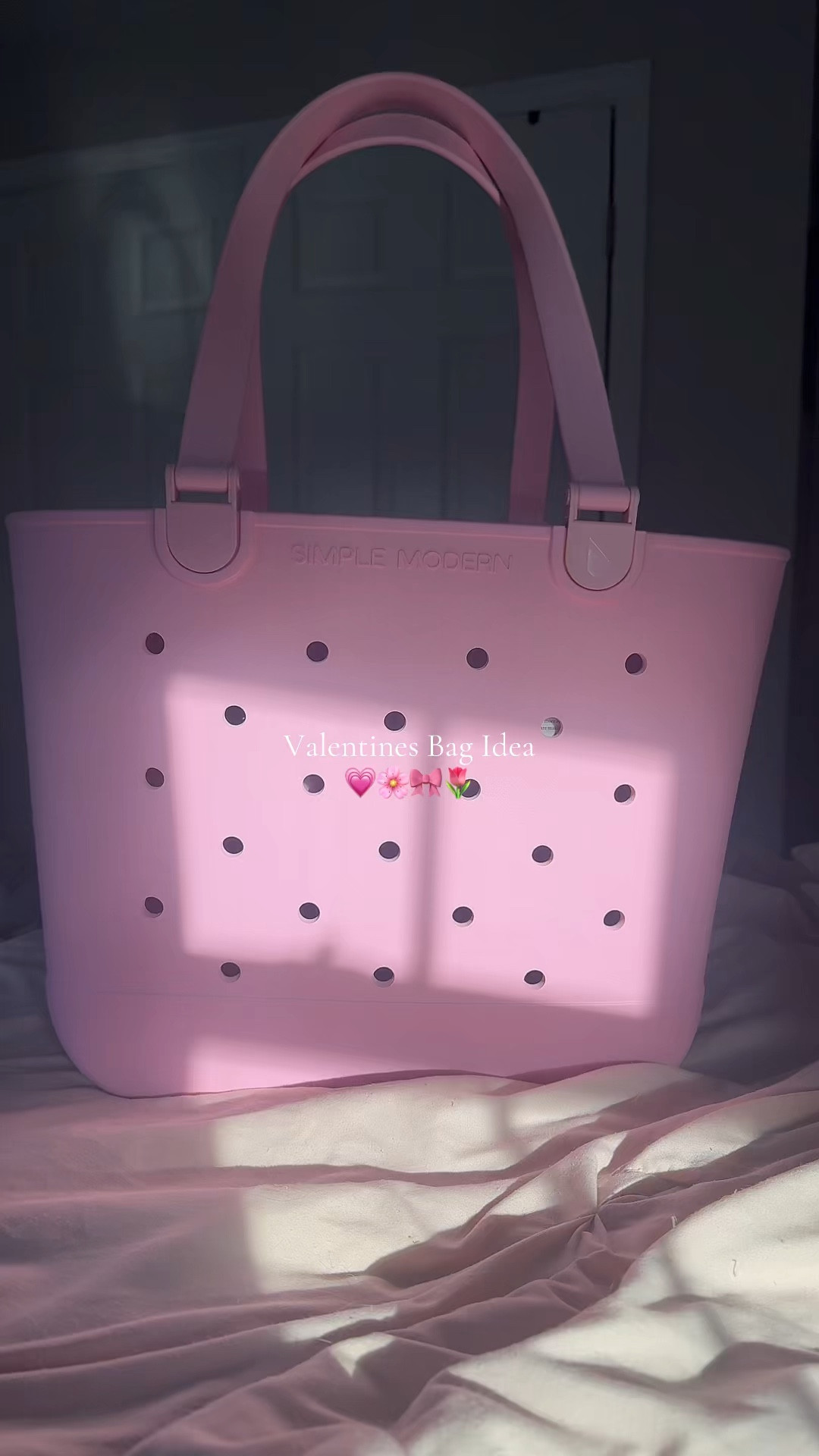 Totes are perfect for so many things! Swap out a gift bag for a tote, beach bag, grocery store bag, etc.. 

#LTKTravel #LTKGiftGuide #LTKSeasonal