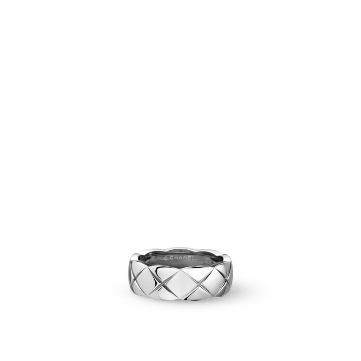Coco Crush ring - J10570 | CHANEL | Chanel, Inc. (US)