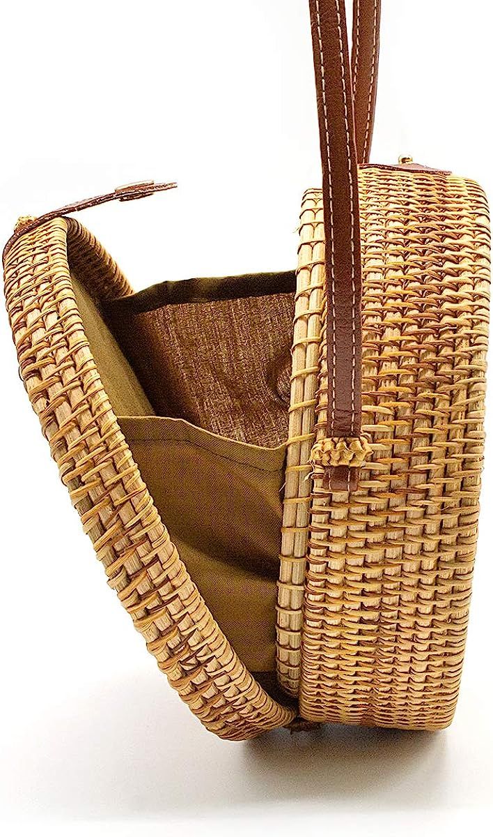 OUTLEYNY Handwoven Round Rattan Bag Beach Crossbody Bag Chic Fashion Shoulder Bag with Leather St... | Amazon (US)