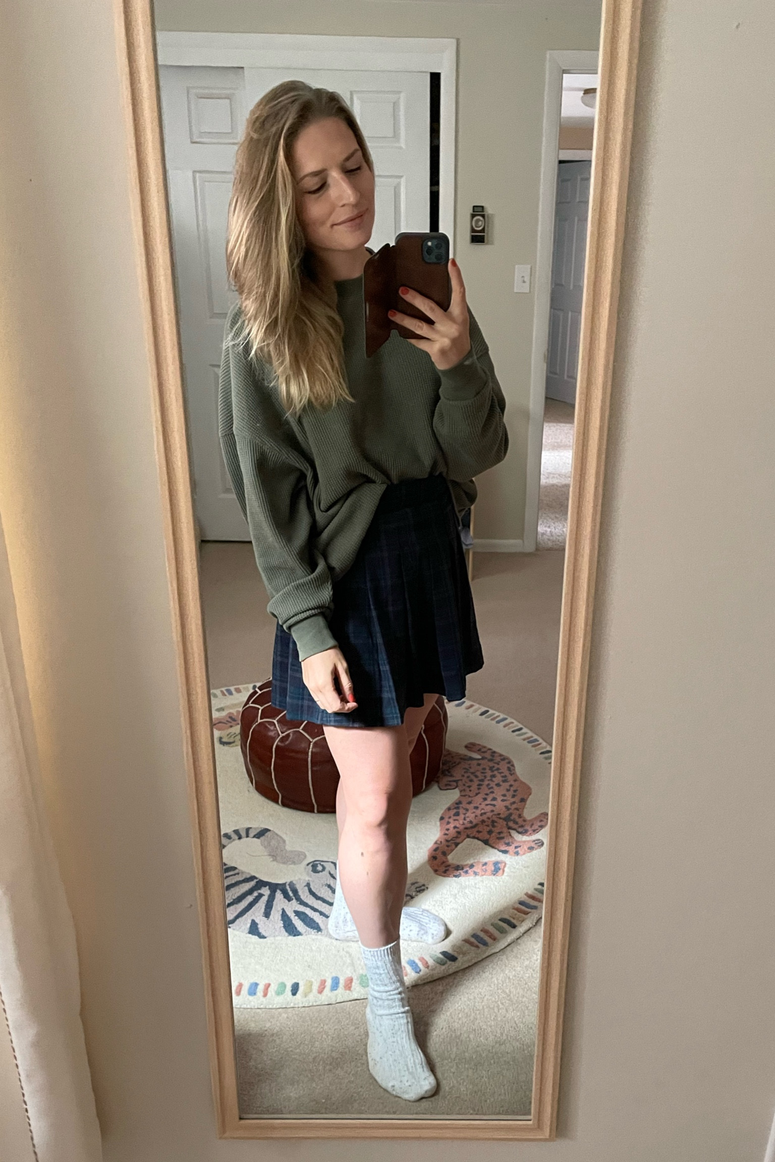 I’ve been looking for a non-Henley waffle knit long sleeve and this one is so good! Wearing a size S/M

Cozy, tee, Abercrombie, casual, ootd 

#LTKSeasonal #LTKfindsunder50