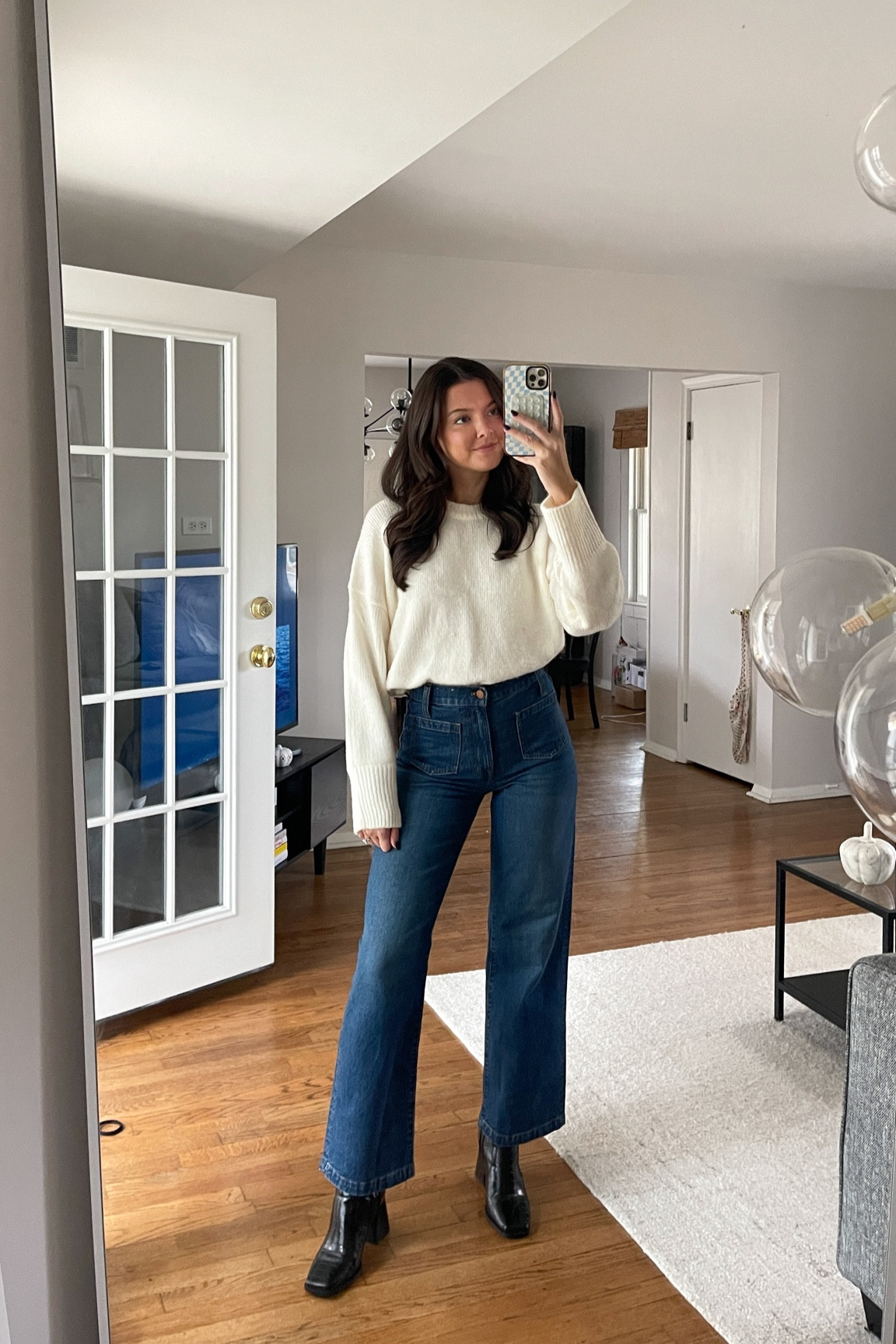 Wearing size 25 in the jeans (I’m 5’7”) and S in the sweater!

#LTKfindsunder100 #LTKHoliday #LTKSeasonal