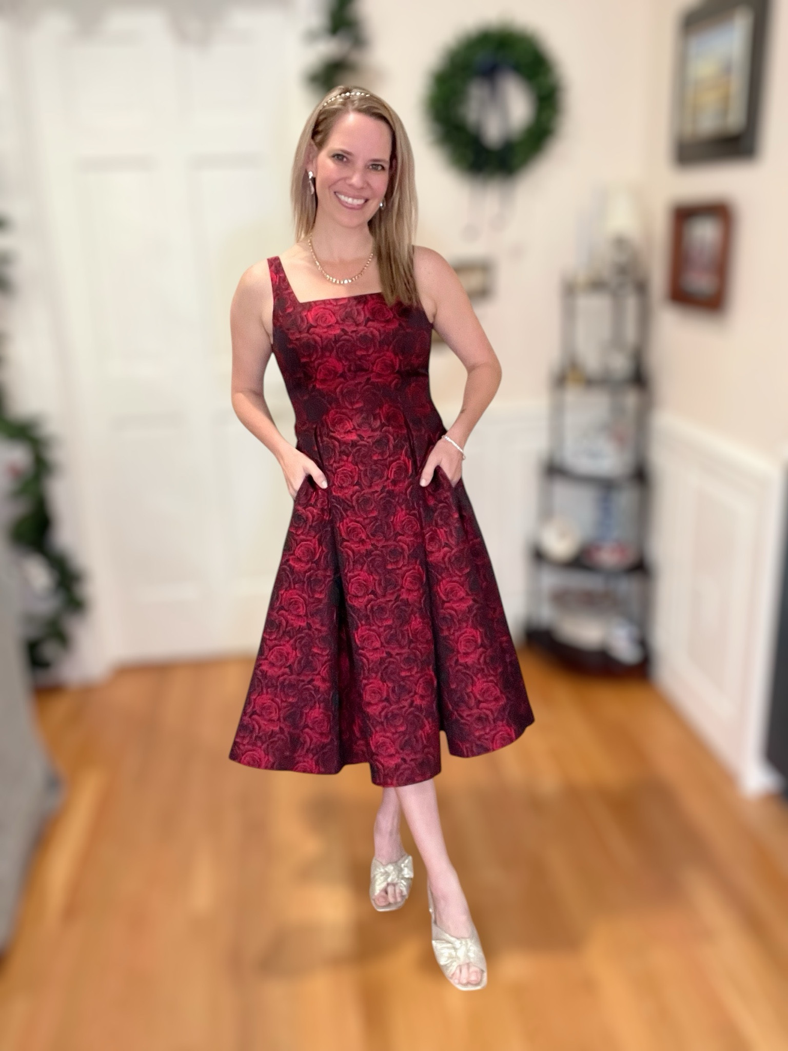 Cocktail dress, Christmas party dress, wedding guest dress 

#LTKFindsUnder100 #LTKHoliday #LTKParties