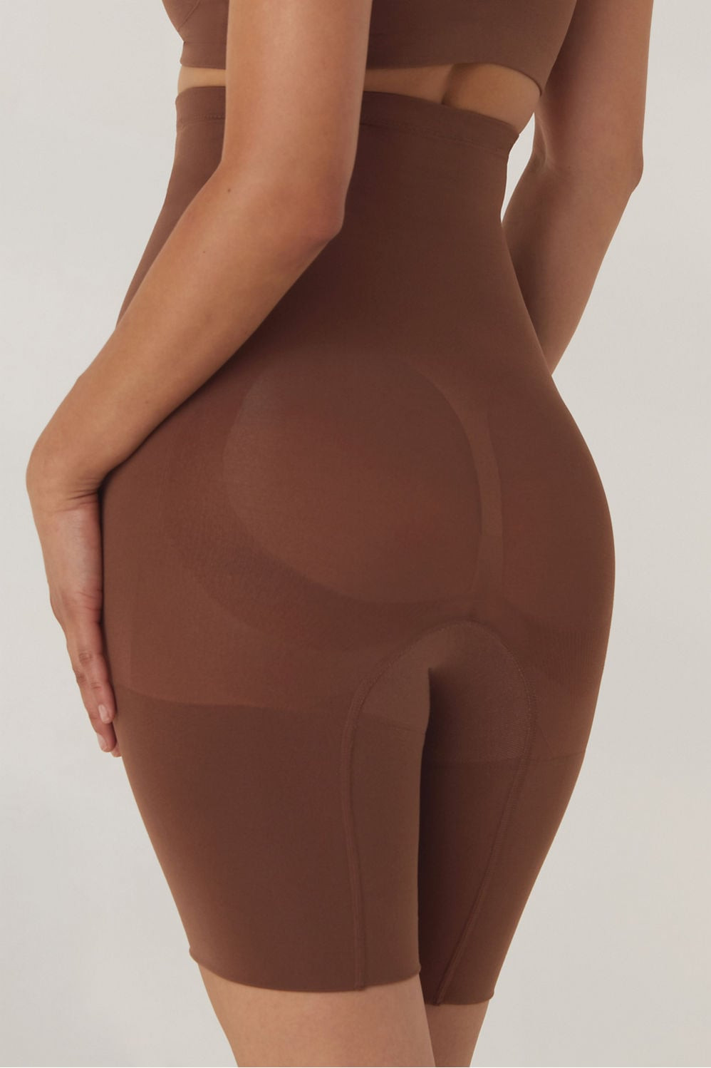 Soft Sculpt Shapewear High Waist Booty Lift Short | Fabletics