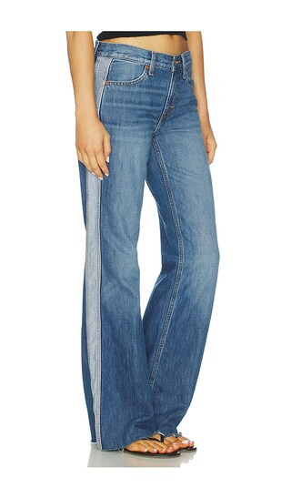 RE/DONE Californian Track Wide Leg Jeans in Blue. - size 29 | Revolve Clothing (Global)