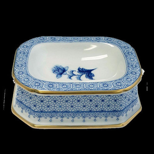 Mottahedeh Cornflower Lace Master Salt | Gracious Style