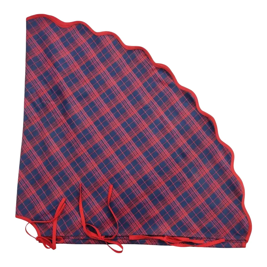 Handmade Plaid Scalloped Christmas Tree Skirt with Red Piping | Chairish