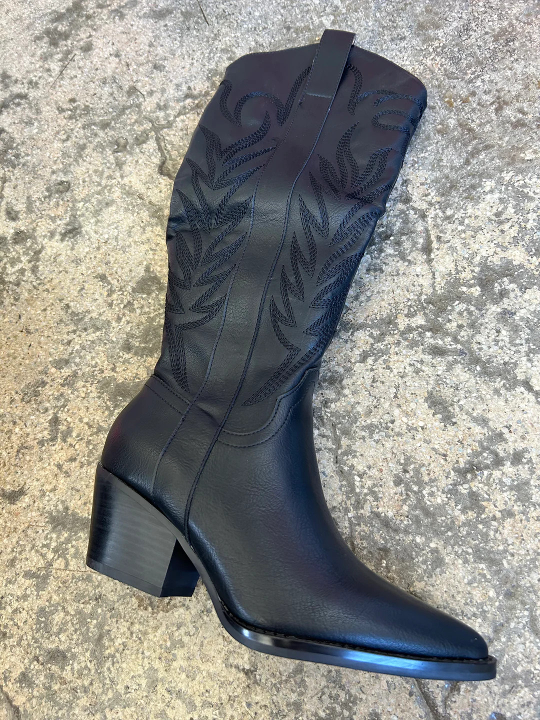 Good As It Seems Cowboy Boots | Willow Boutique