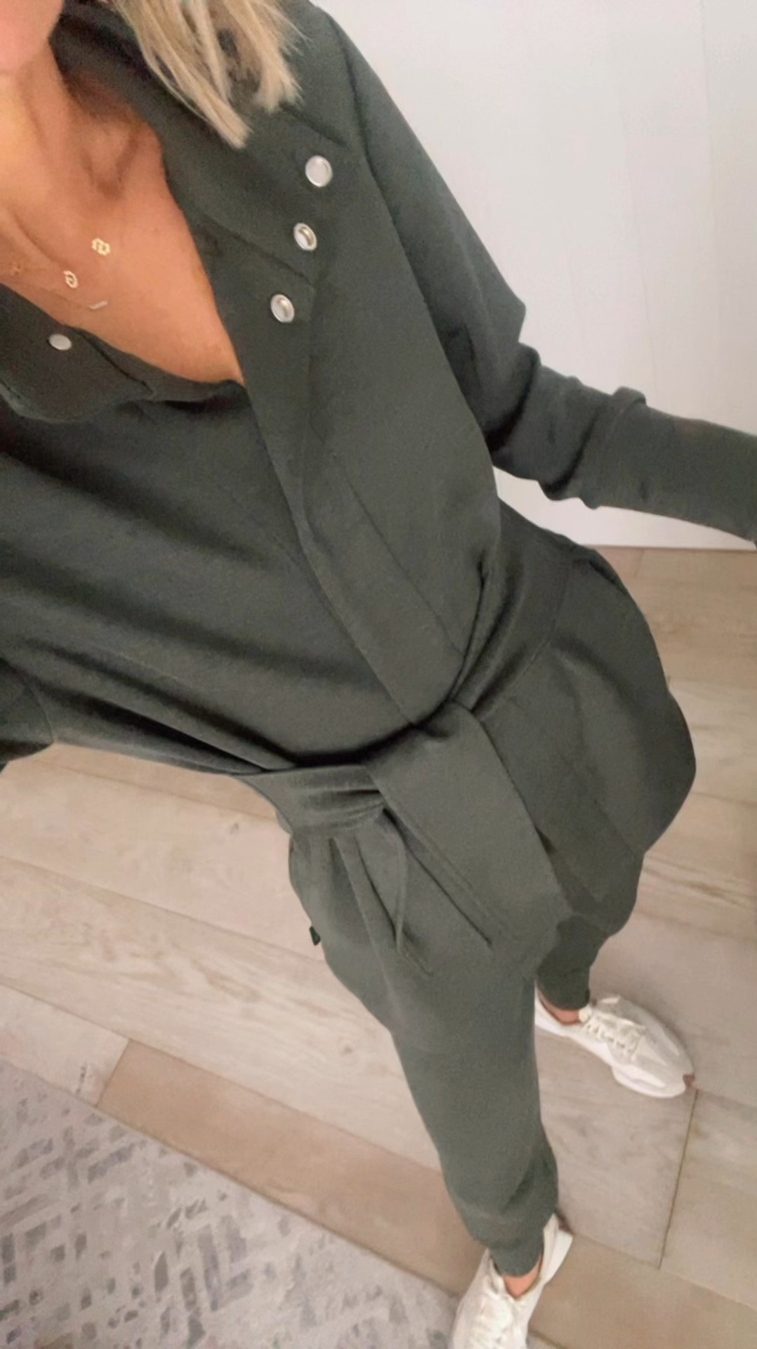 Airport outfit - wearing size xs 