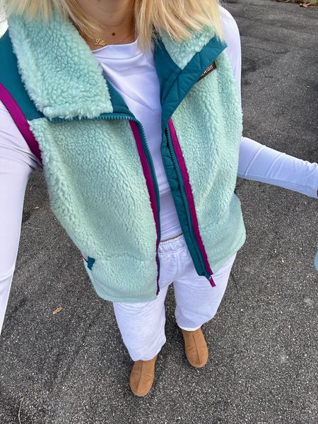 I love a pop of color for winter outfits! My whole outfit is linked here… 

#LTKGiftGuide #LTKSeasonal #LTKHoliday