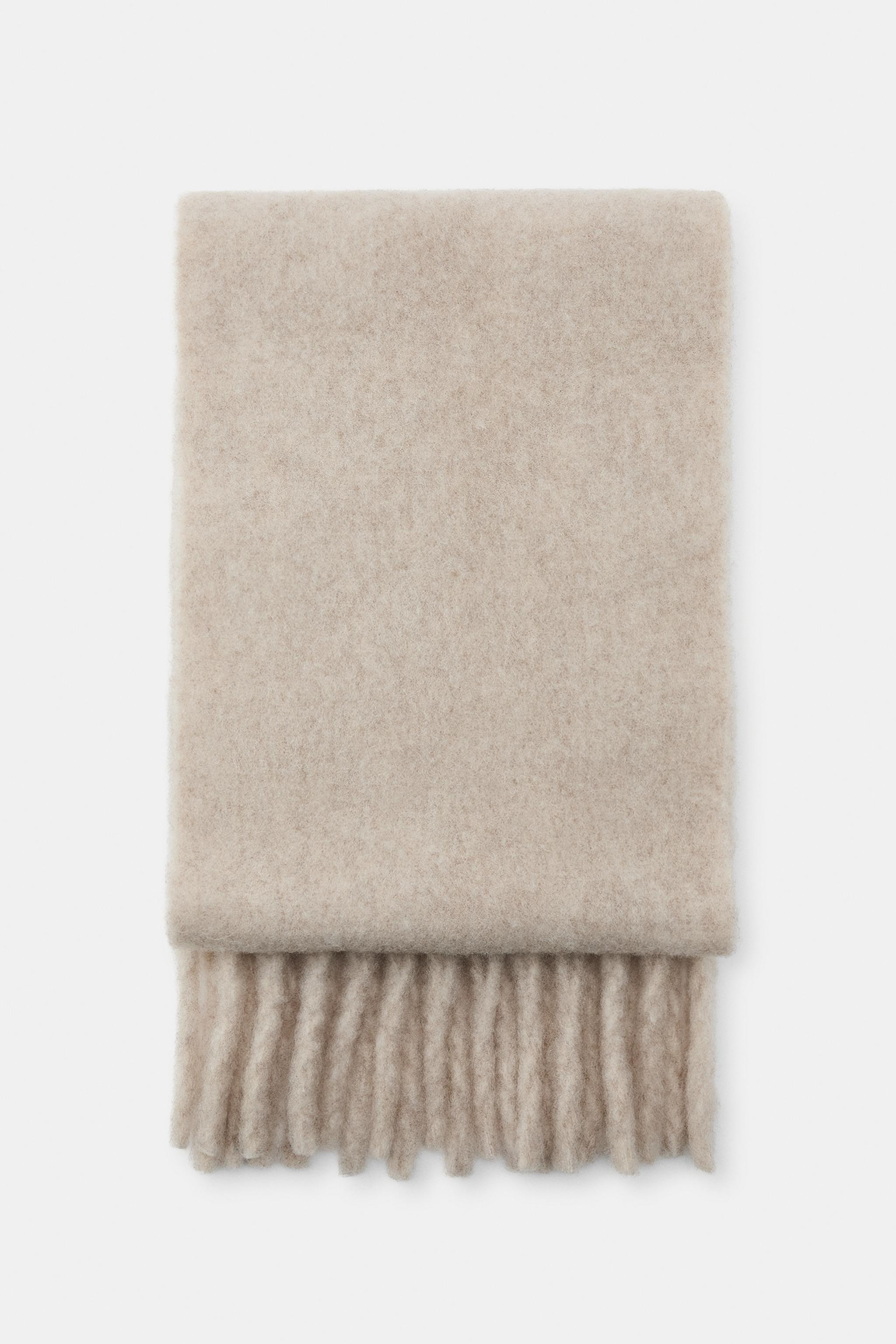 CHUNKY FRINGED SCARF | Zara US