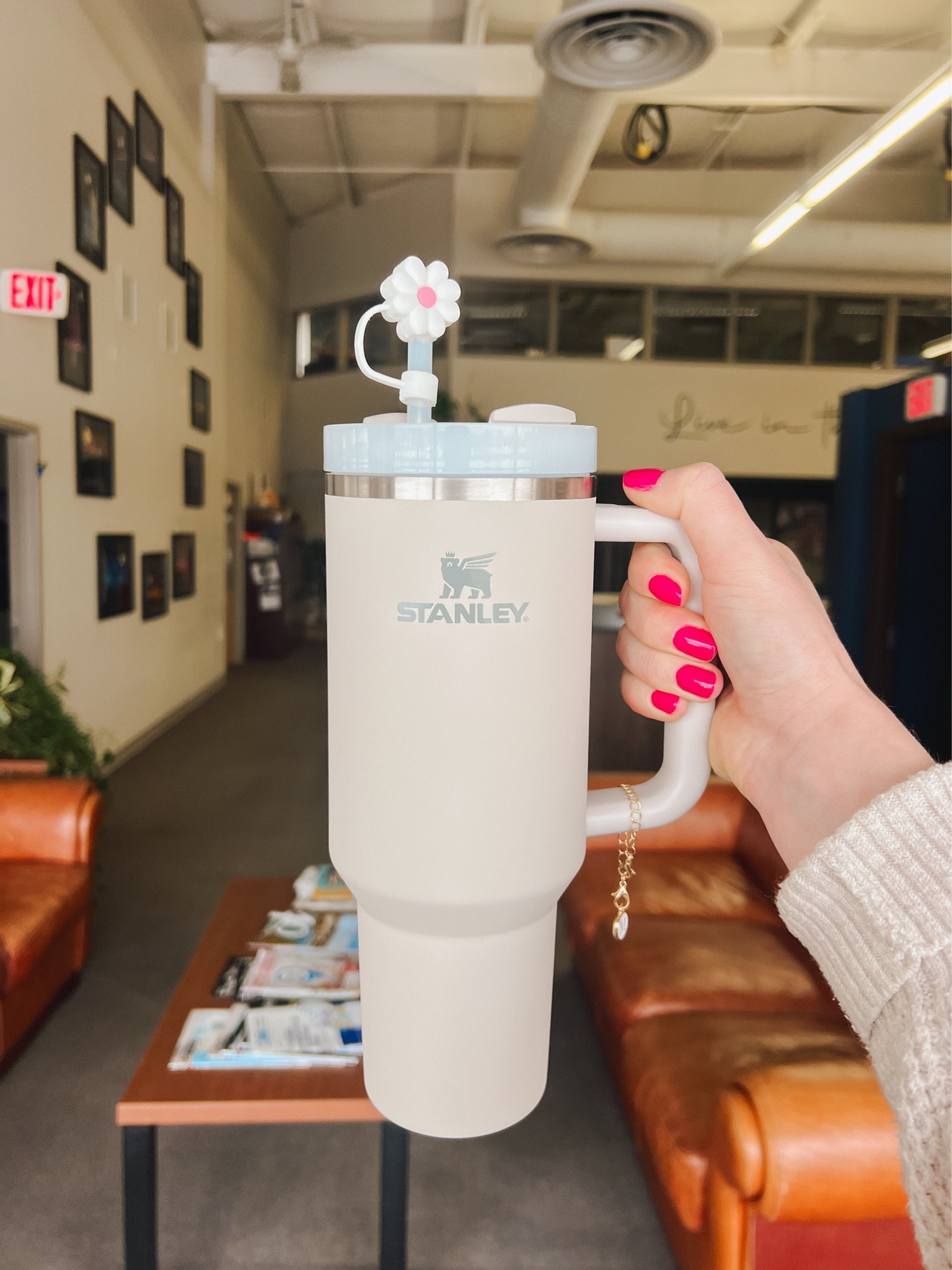 Stanley cup & accessories 🎀🌸

my mom got me this cup for my birthday! I love the color & helps me stay hydrated at work!

•Stanley Quencher H2.O Soft Matte Collection Stainless Steel Vacuum Insulated Tumbler 40 oz in Dune

• the CUTEST flower straw cover that came in a pack with a pink flower & a cute little initial key chain M 💕

#stanleycup #stanleycupaccessories 
#stanleycupboot
#stanleycupcharms

#LTKGiftGuide #LTKfindsunder50