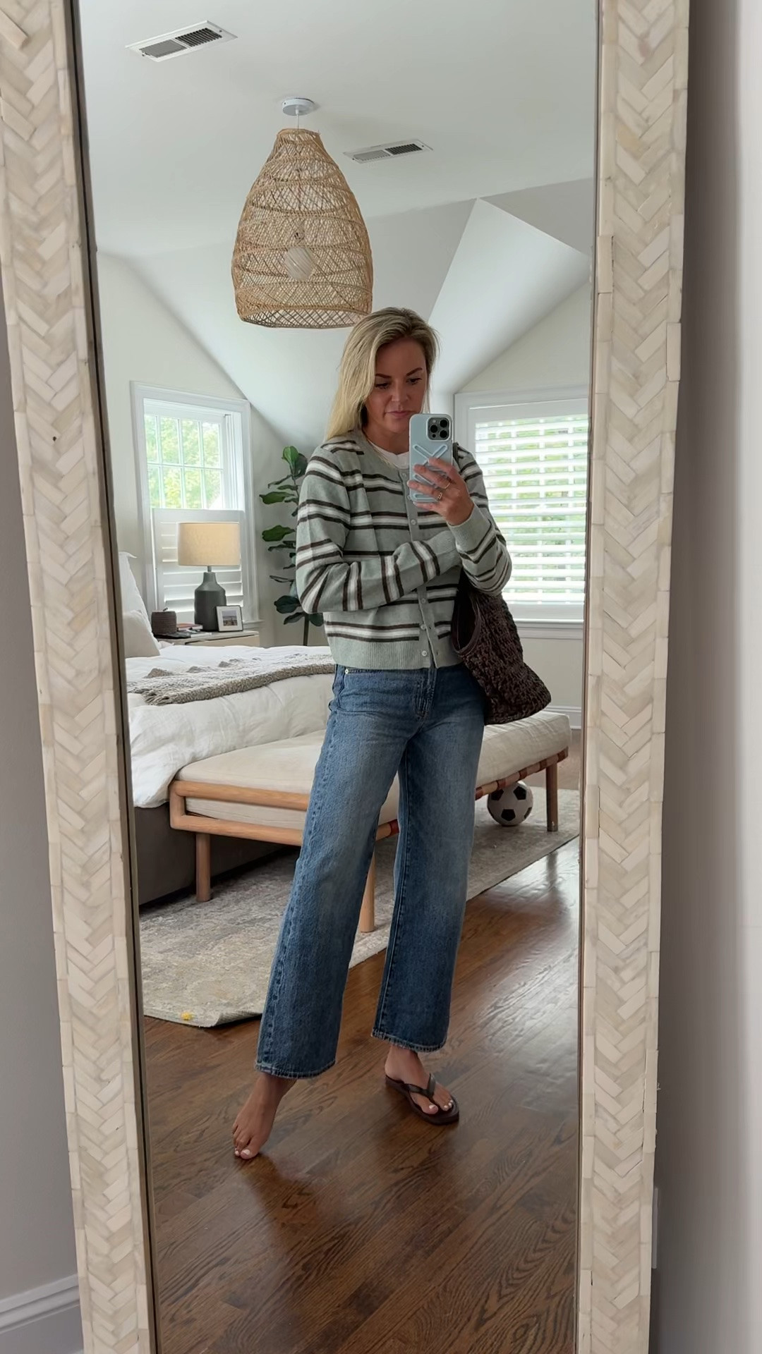 New striped cardigan for fall 
-small tops, tts 
-26R jeans, tts, I’m 5’5 (code STYLEDSNAPSHOTS)

#LTKootd #LTKmomlife #LTKgrwm
