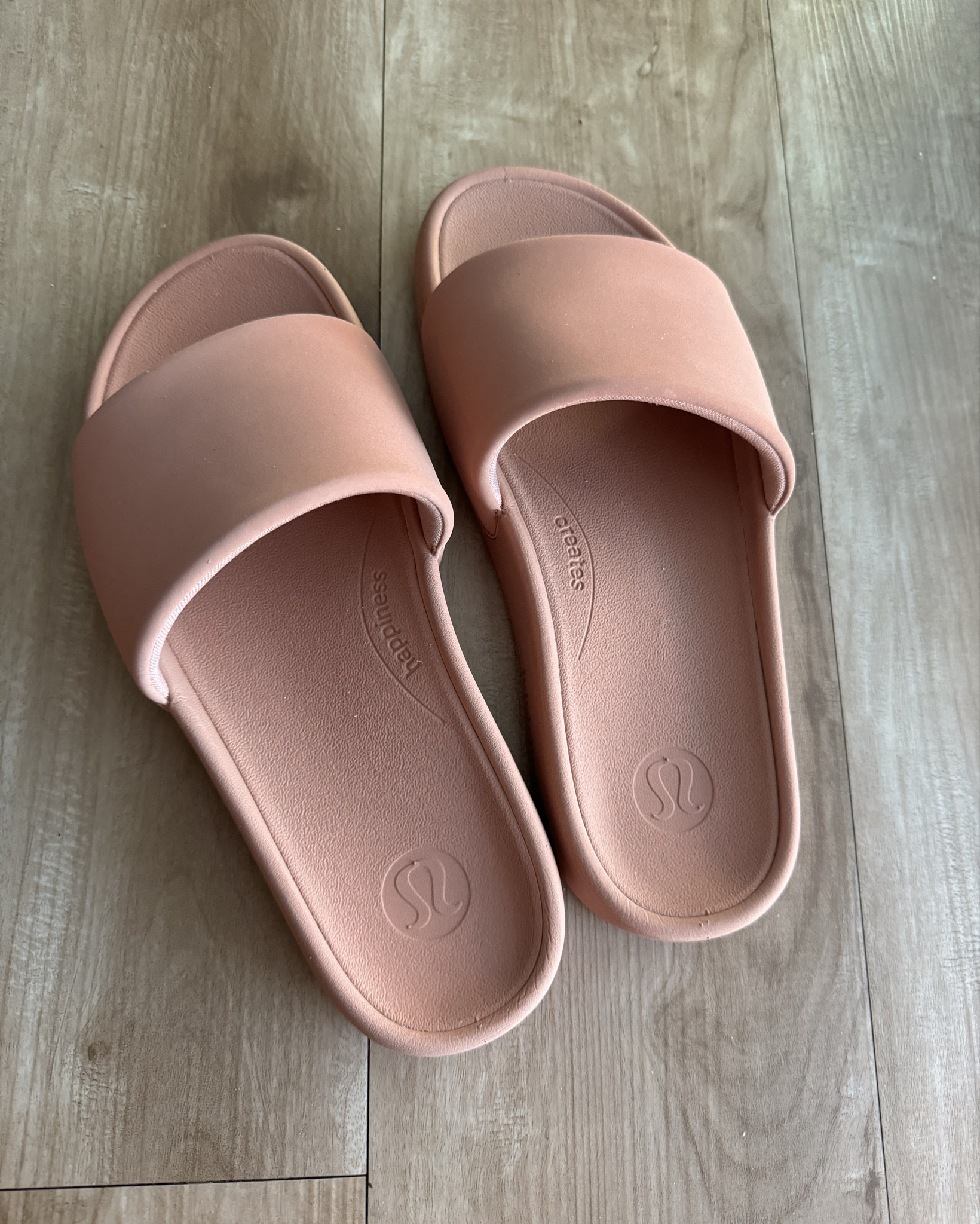 New favorite pair of slides from #lululemon ❤️ 
#summer #LTKsummer #slides @lululemon 

#LTKSeasonal #LTKFindsUnder100 #LTKActive