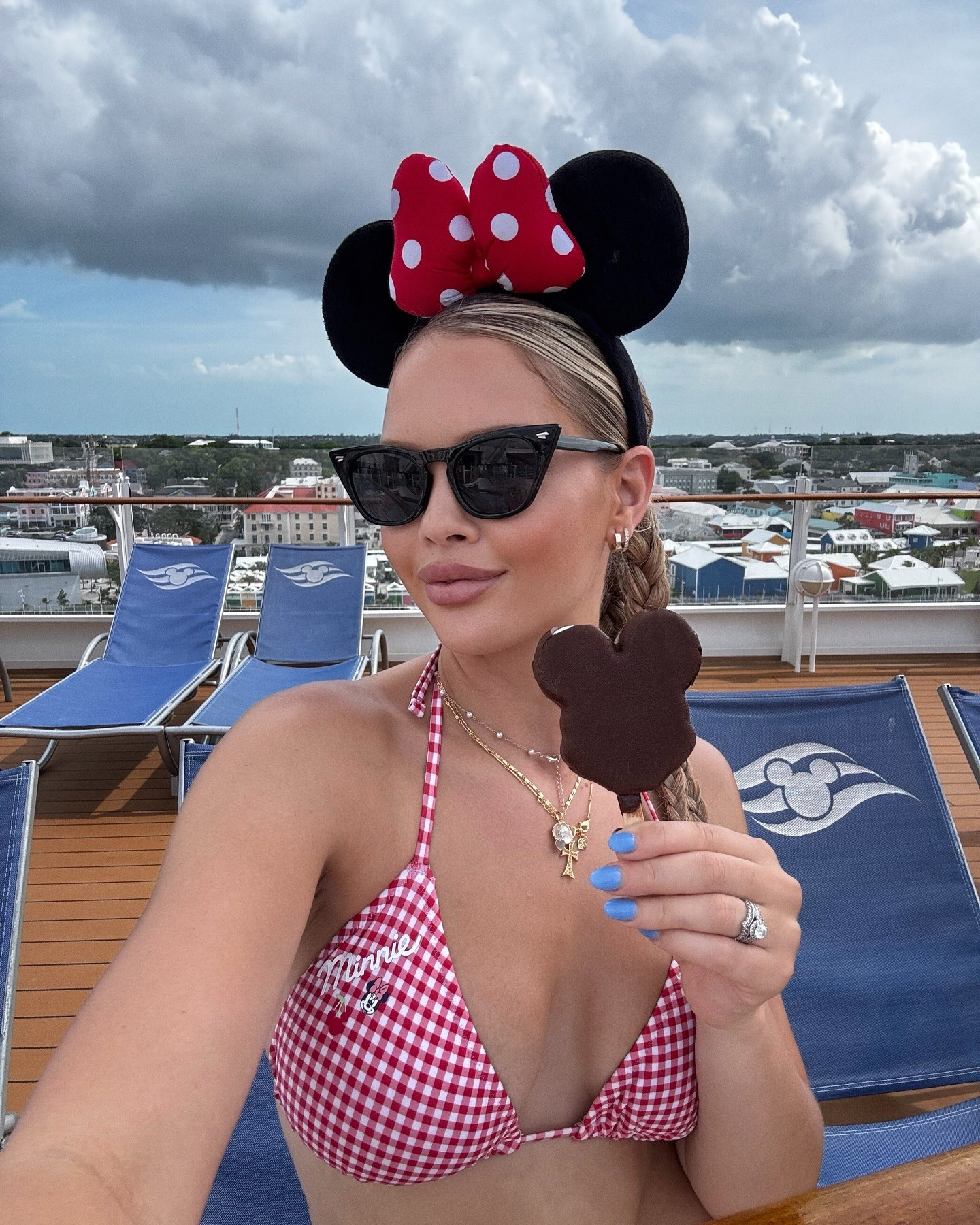 Here for the unlimited Mickey bars✨💁🏼‍♀️🚢 @disneycruiseline #disneycruise #summer

#LTKTravel #LTKSummerEdit #LTKSwim