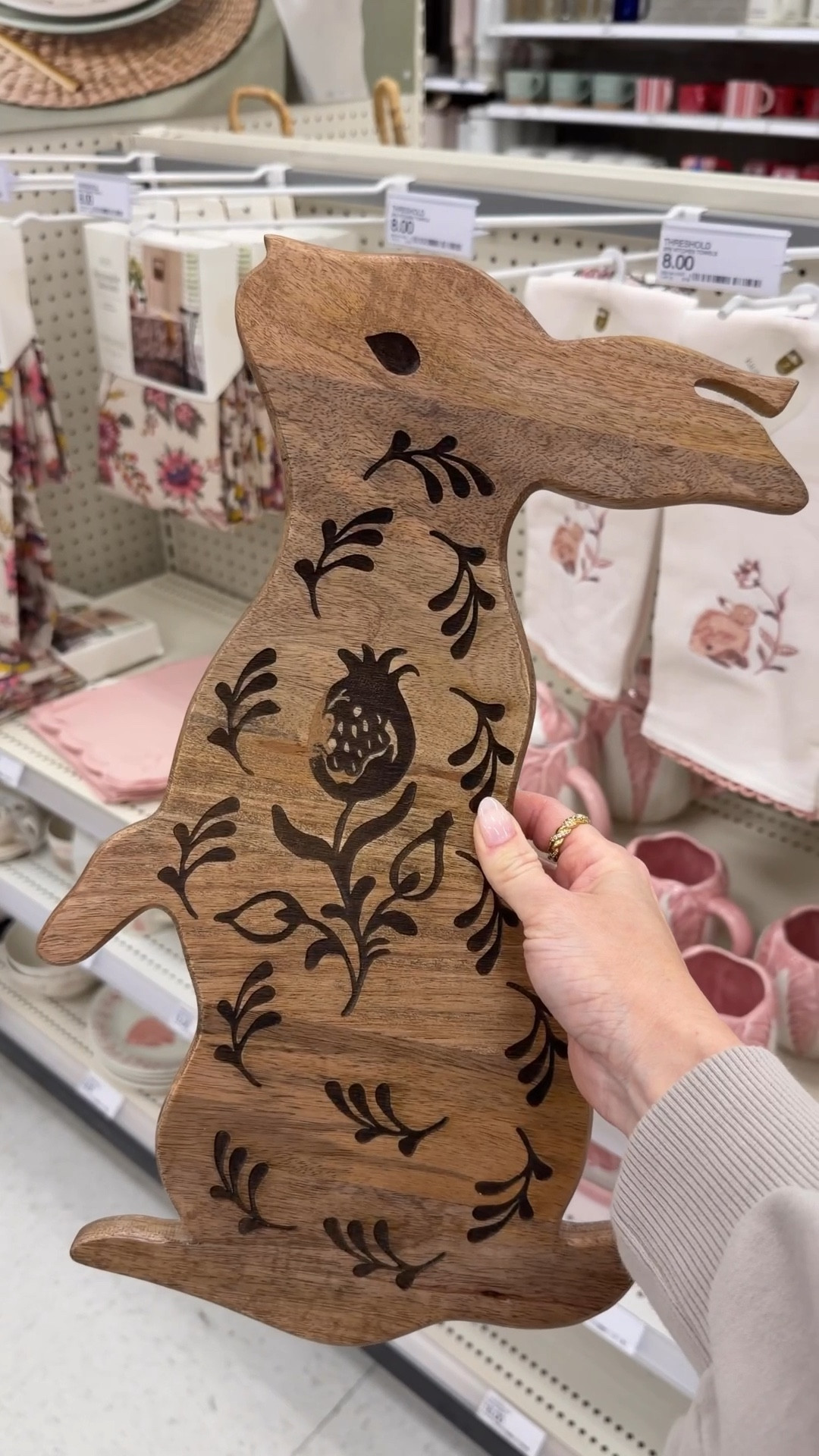 Hosting for Easter this spring? Target has so many cute pieces to make the perfect tablescape 🐰🥕🍽️


#LTKHome #LTKSeasonal