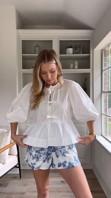 Elevated spring outfit - top in S, linen shorts in S, sandals tts

#LTKStyleTip #LTKSeasonal