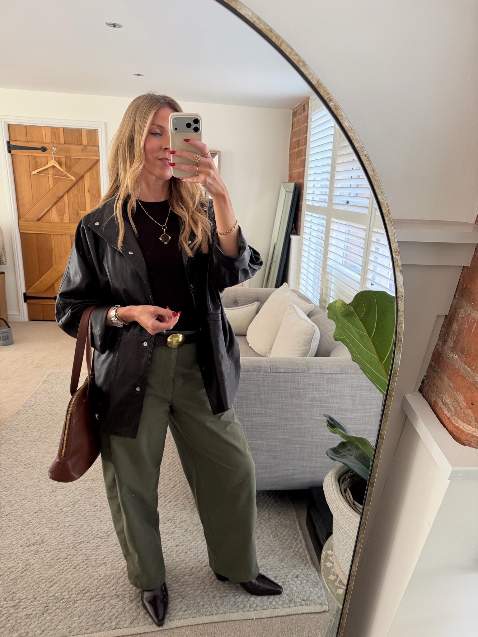Everyday easy look.  

Wearing my favourite barrel leg trousers.

#LTKuk #LTKautumn #LTKstyletip