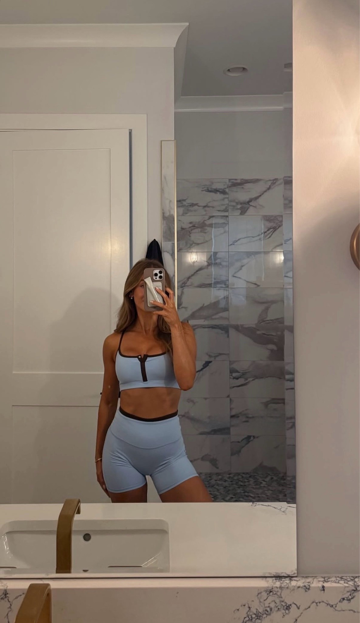 Abercrombie set 🧸🤎

#LTKootd #LTKfitnessgoals