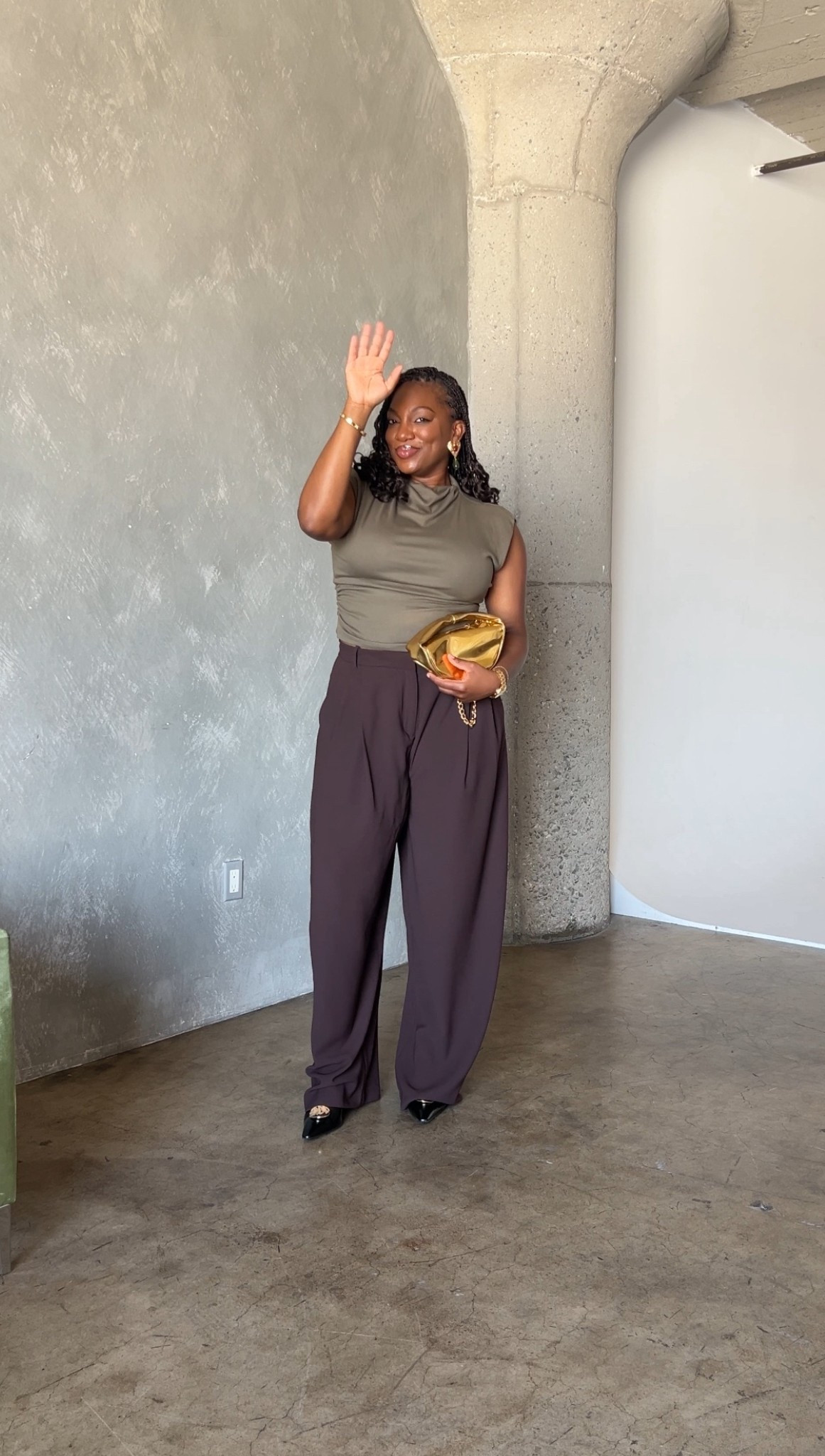 Neutral color blocking is a great way to add some muted color to your fall wardrobe. Loving these chocolate brown trousers recently picked up from mango! 

#LTKStyleTip #LTKSeasonal #LTKFindsUnder100