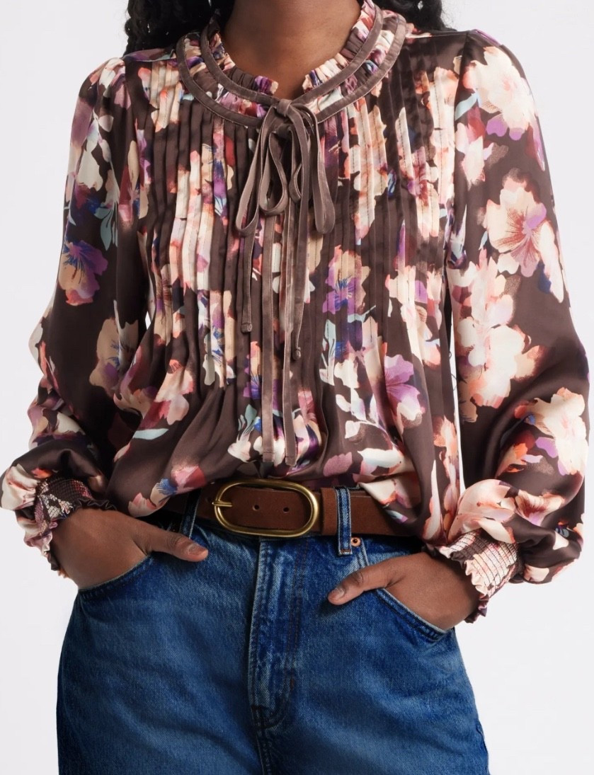 Floral top (wear this spring!)

#LTKSaleAlert #LTKFindsUnder100 #LTKSeasonal