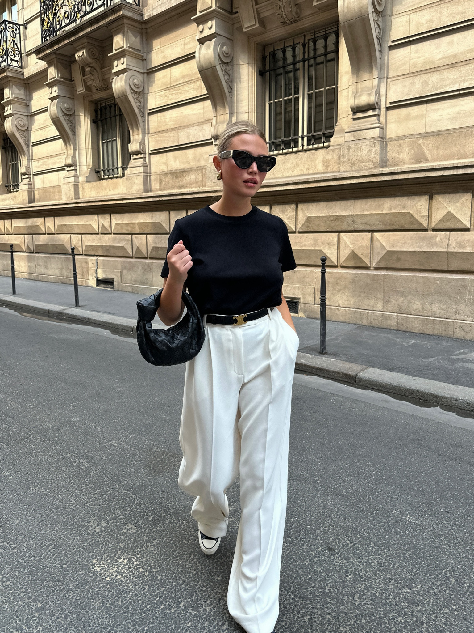 Cream era #outfitstyle #creamtrousers

#LTKeurope #LTKSeasonal #LTKstyletip