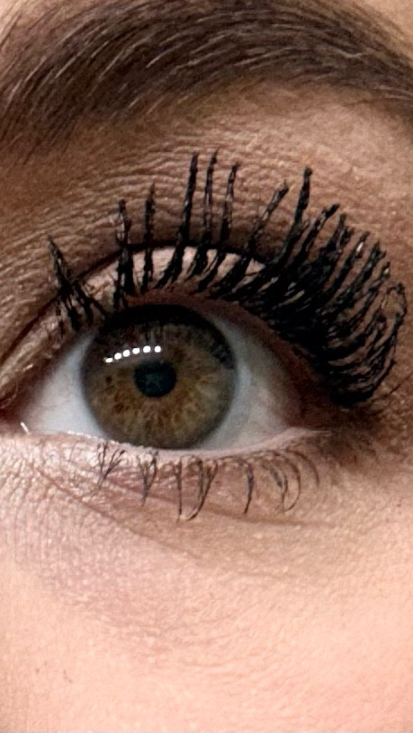 Before ➝ primer ➝ mascara ✨
The Tarte Maskcara Duo makes a noticeable difference in length with just a few swipes. Easy, natural, and perfect for everyday wear.

#LTKgrwm #LTKBeauty #LTKmomlife